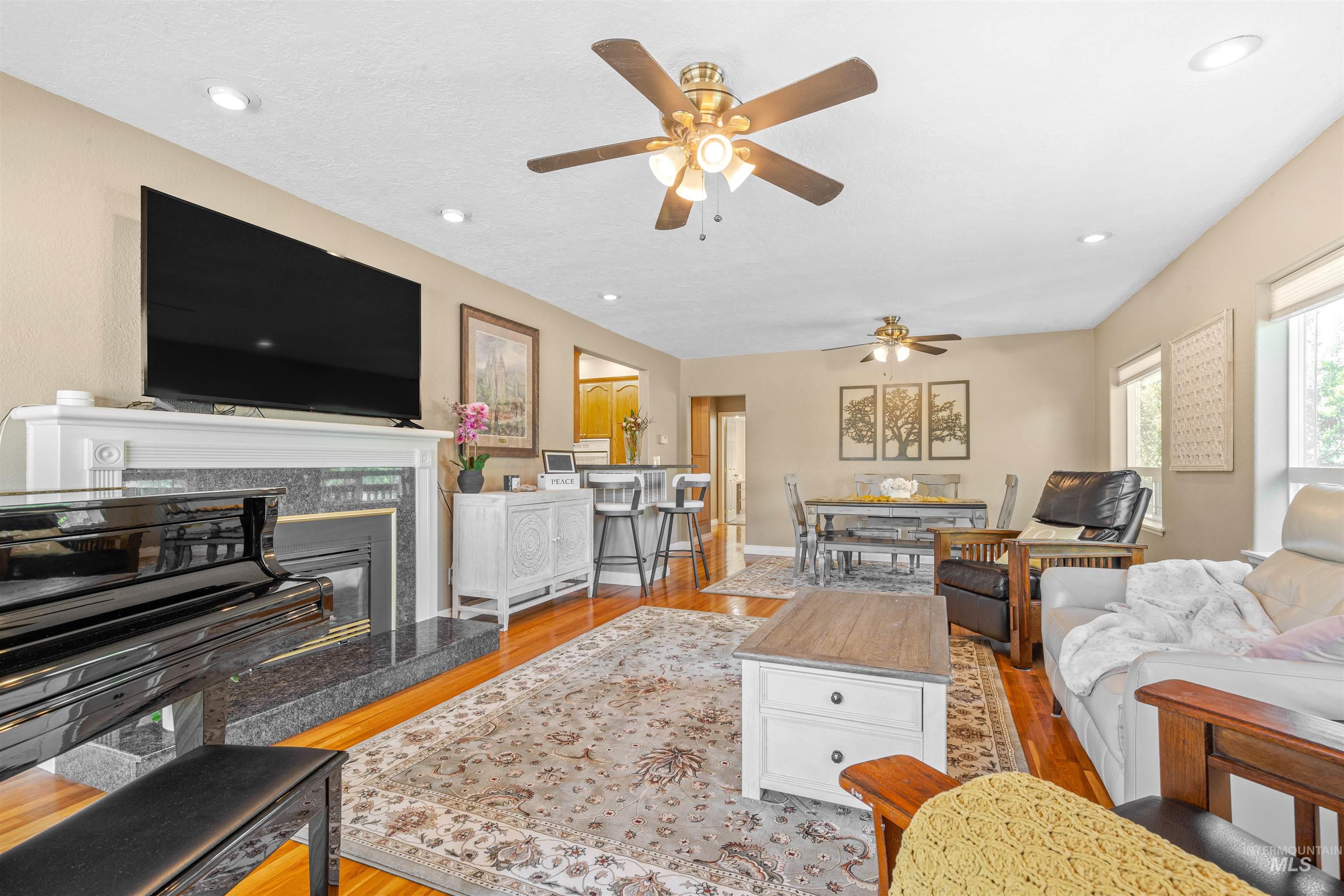 1422 15th Street, Clarkston, Washington 99403, 4 Bedrooms, Business/Commercial For Sale, Price $499,999, 98925191
