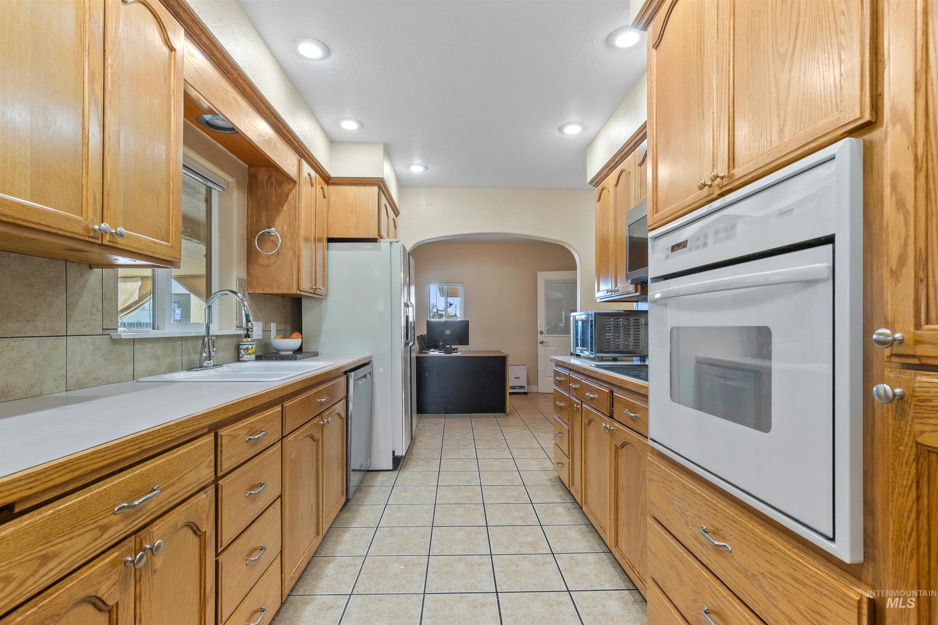 1422 15th Street, Clarkston, Washington 99403, 4 Bedrooms, Business/Commercial For Sale, Price $499,999, 98925191