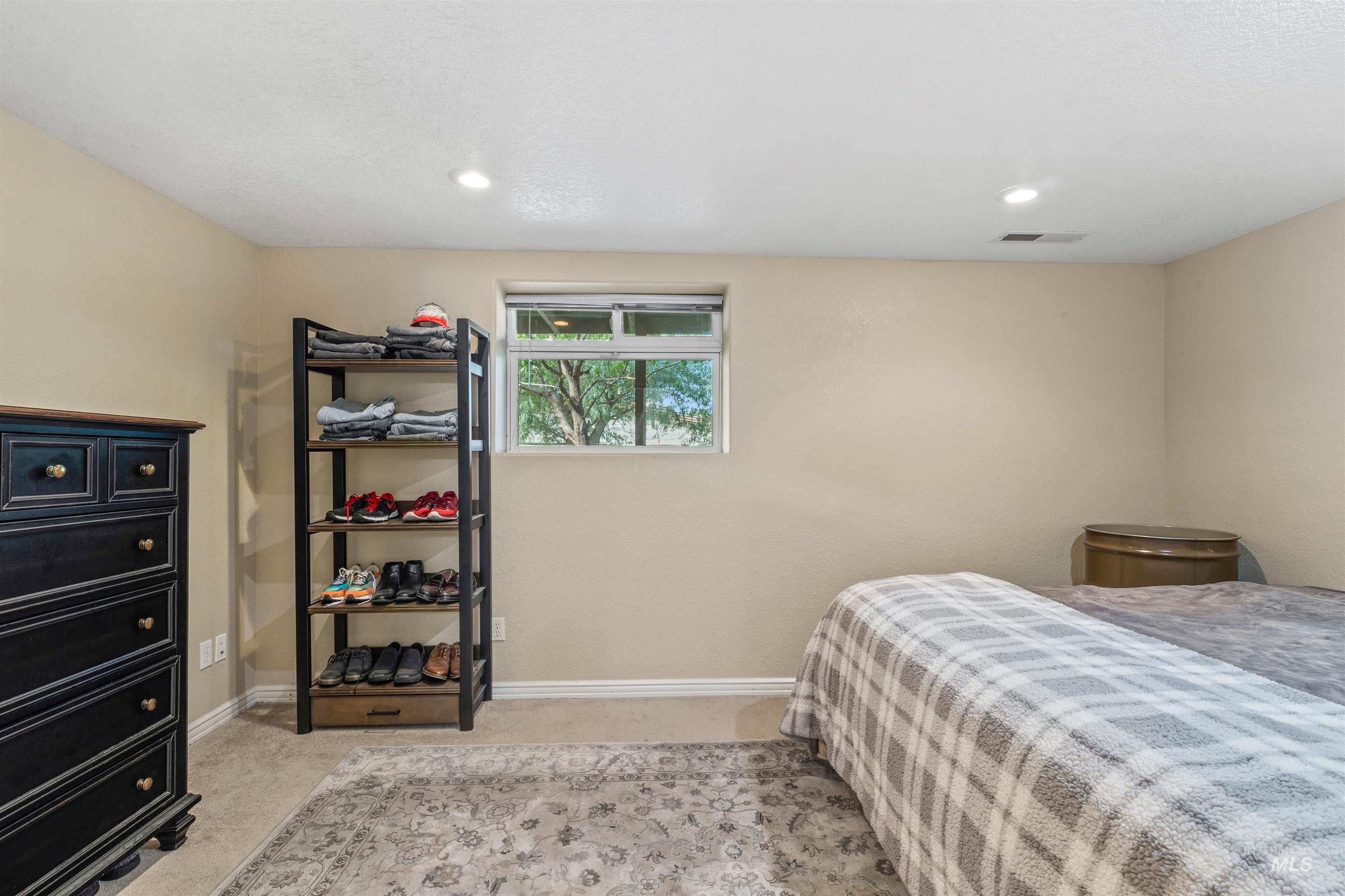 1422 15th Street, Clarkston, Washington 99403, 4 Bedrooms, Business/Commercial For Sale, Price $499,999, 98925191