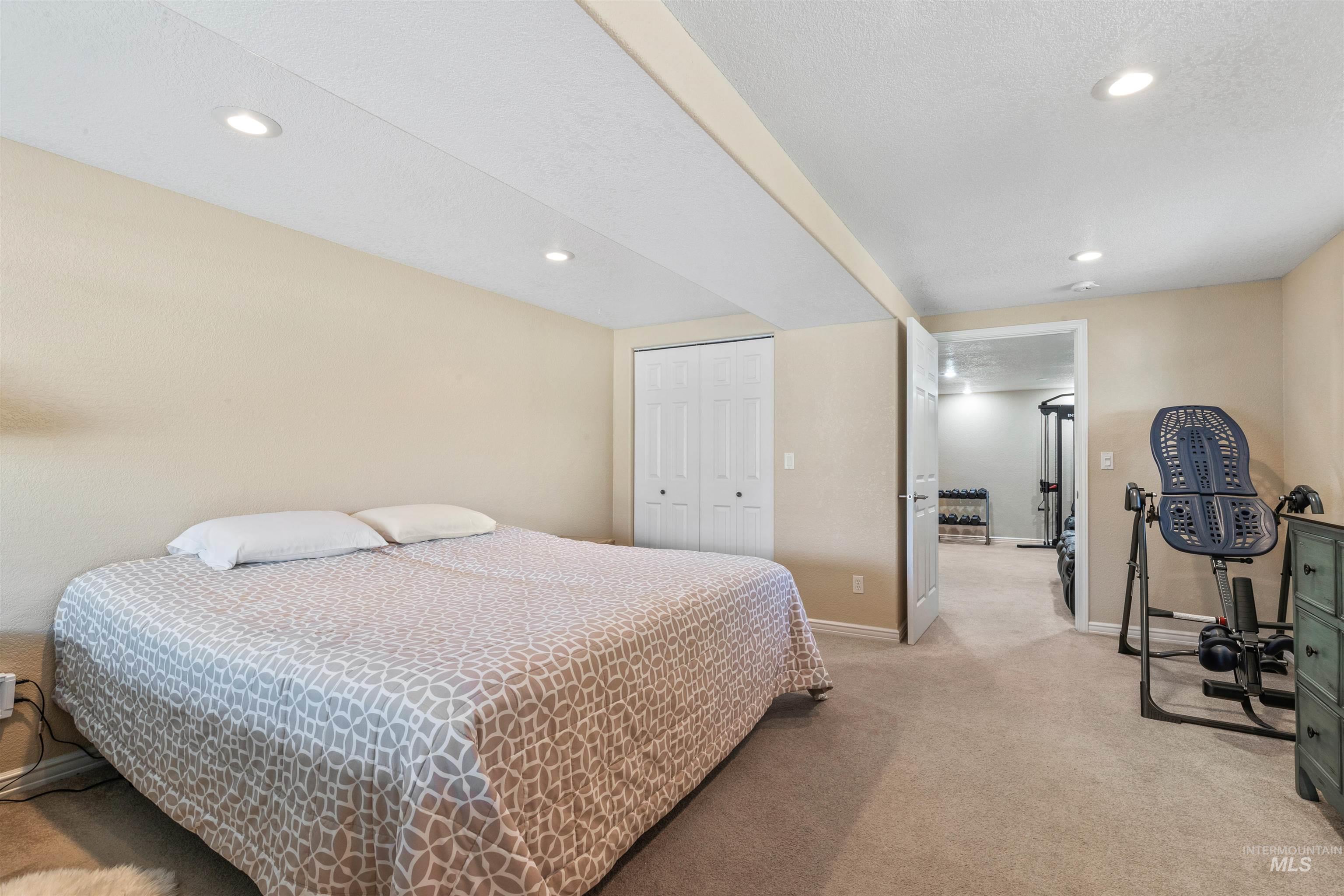 1422 15th Street, Clarkston, Washington 99403, 4 Bedrooms, Business/Commercial For Sale, Price $499,999, 98925191