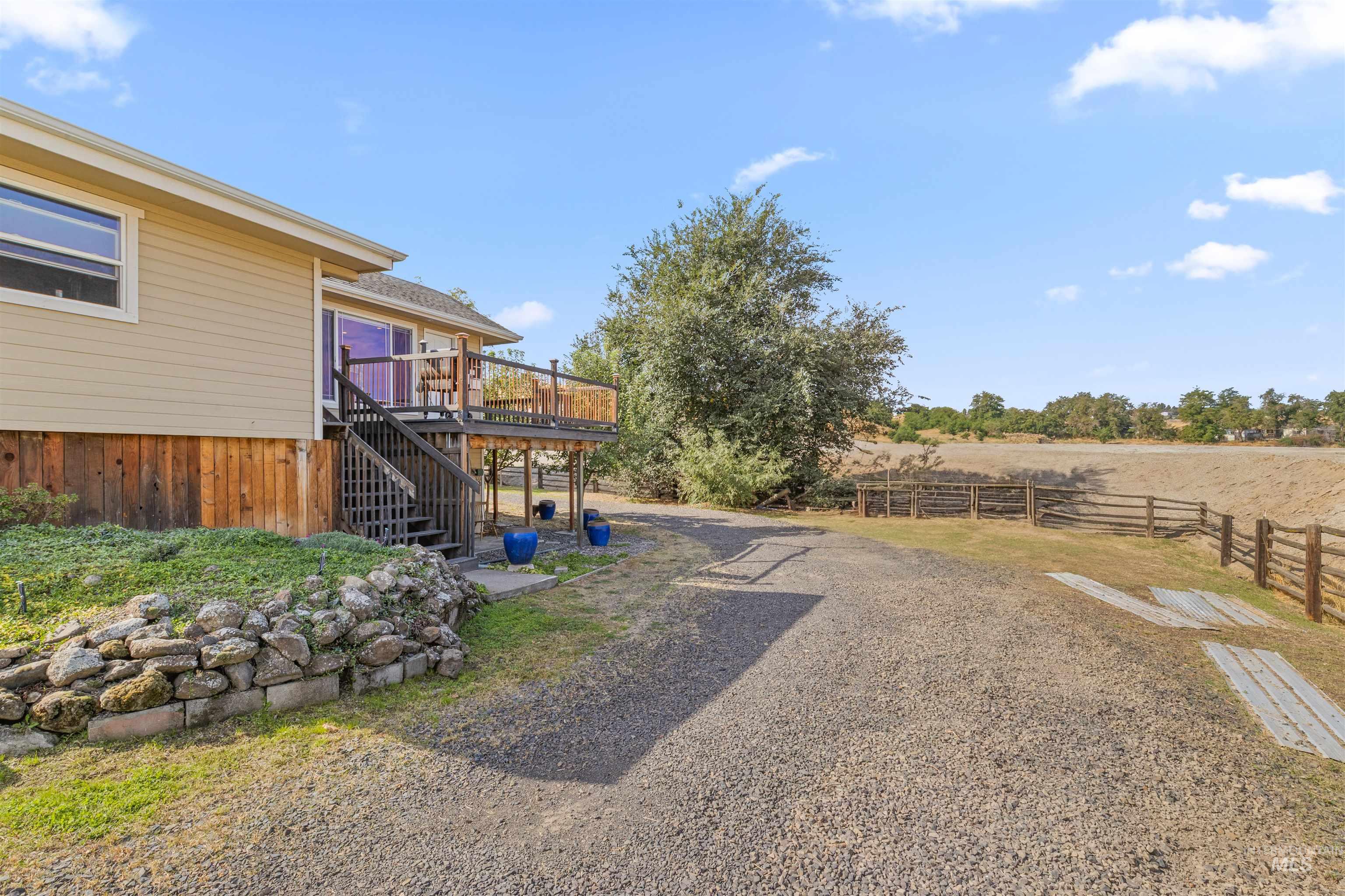 1422 15th Street, Clarkston, Washington 99403, 4 Bedrooms, Business/Commercial For Sale, Price $499,999, 98925191
