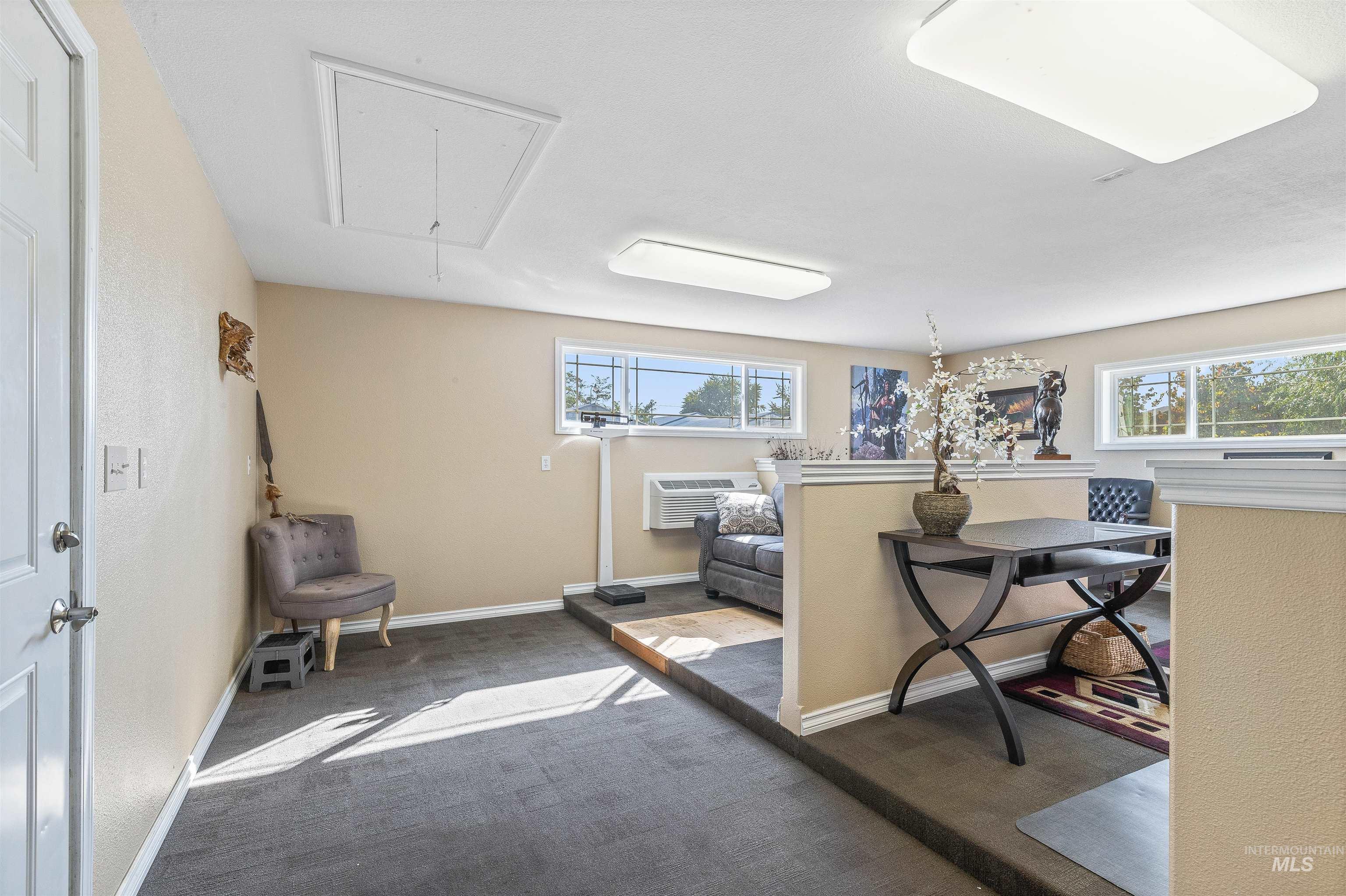 1422 15th Street, Clarkston, Washington 99403, 4 Bedrooms, Business/Commercial For Sale, Price $499,999, 98925191