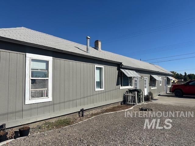 94 N Oneida, Glenns Ferry, Idaho 83623, 2 Bedrooms, 2 Bathrooms, Residential Income For Sale, Price $284,000, 98925201