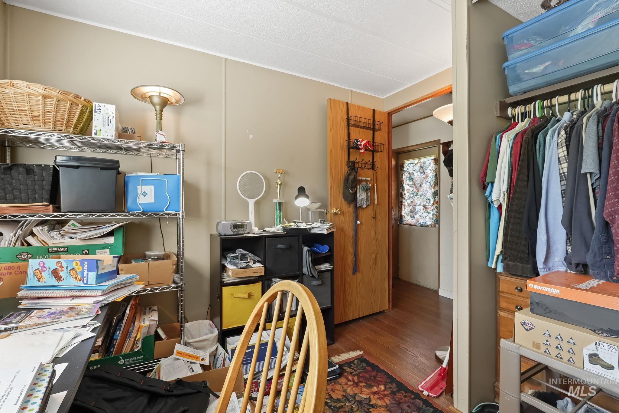 5209 W Targee St., Boise, Idaho 83705, 2 Bedrooms, 1 Bathroom, Residential For Sale, Price $65,000, 98925208