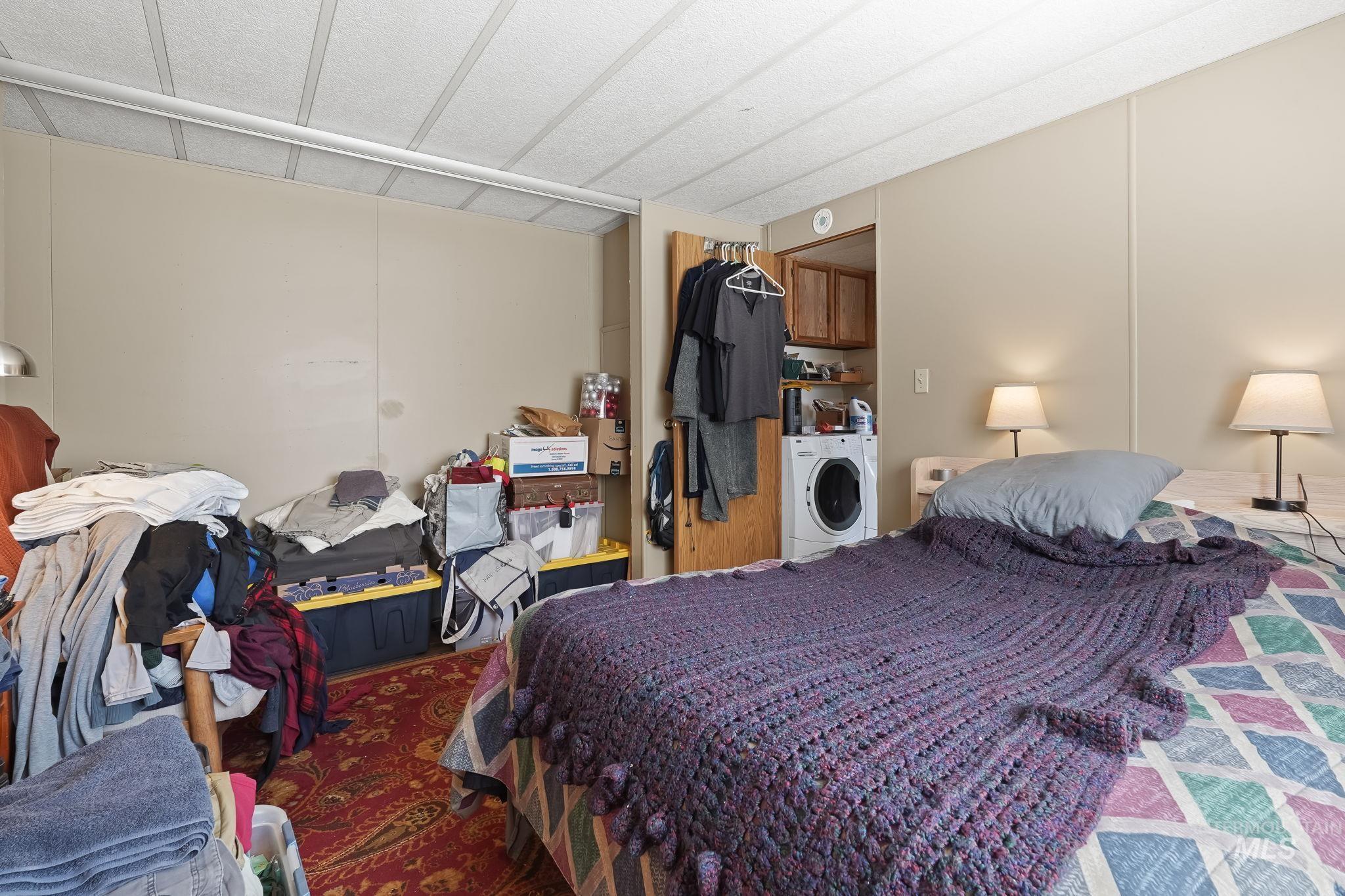 5209 W Targee St., Boise, Idaho 83705, 2 Bedrooms, 1 Bathroom, Residential For Sale, Price $65,000, 98925208