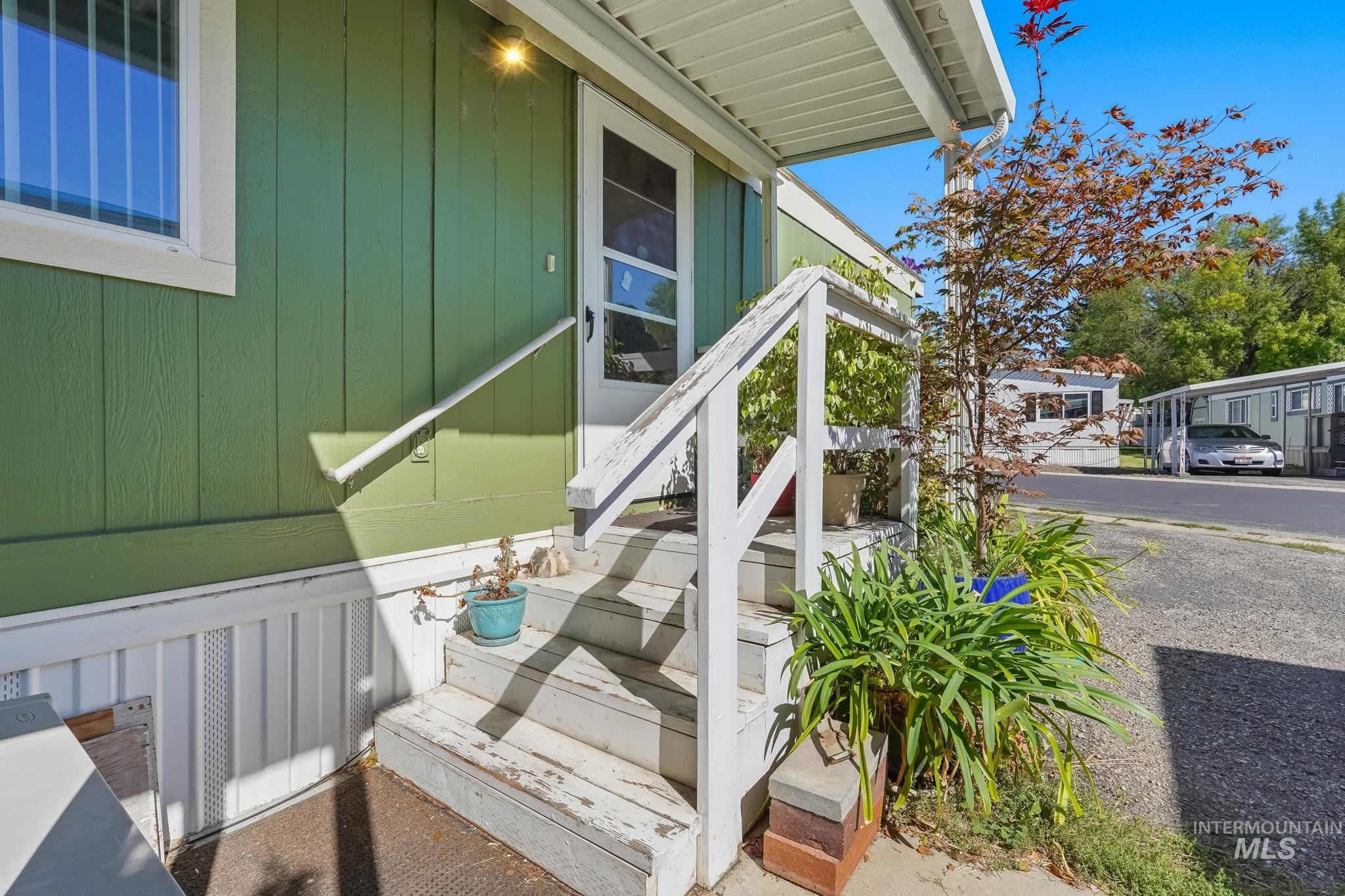 5209 W Targee St., Boise, Idaho 83705, 2 Bedrooms, 1 Bathroom, Residential For Sale, Price $65,000, 98925208