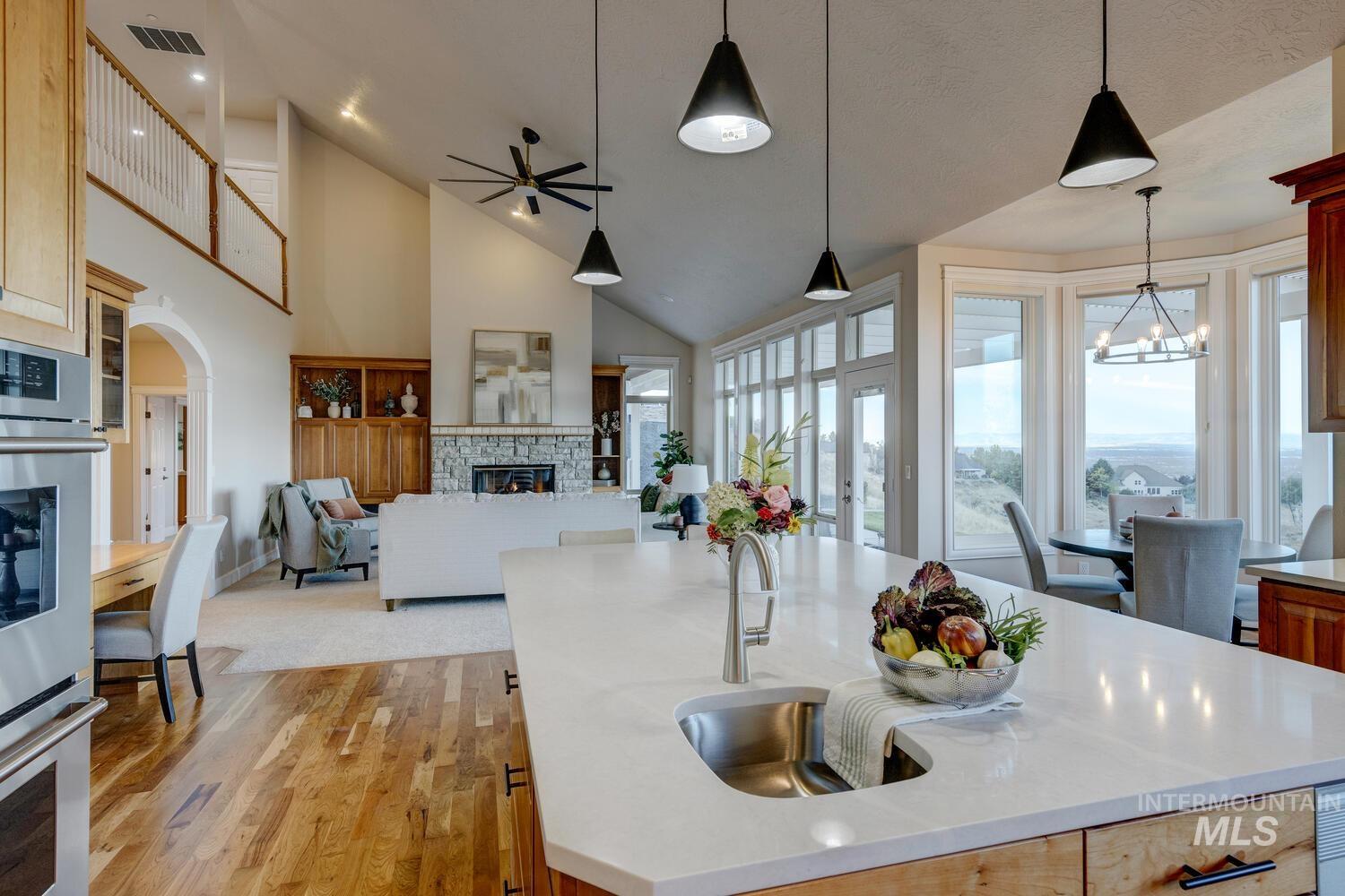 5560 N Quail Summit Place, Boise, Idaho 83703, 4 Bedrooms, 3.5 Bathrooms, Residential For Sale, Price $1,550,000, 98925217