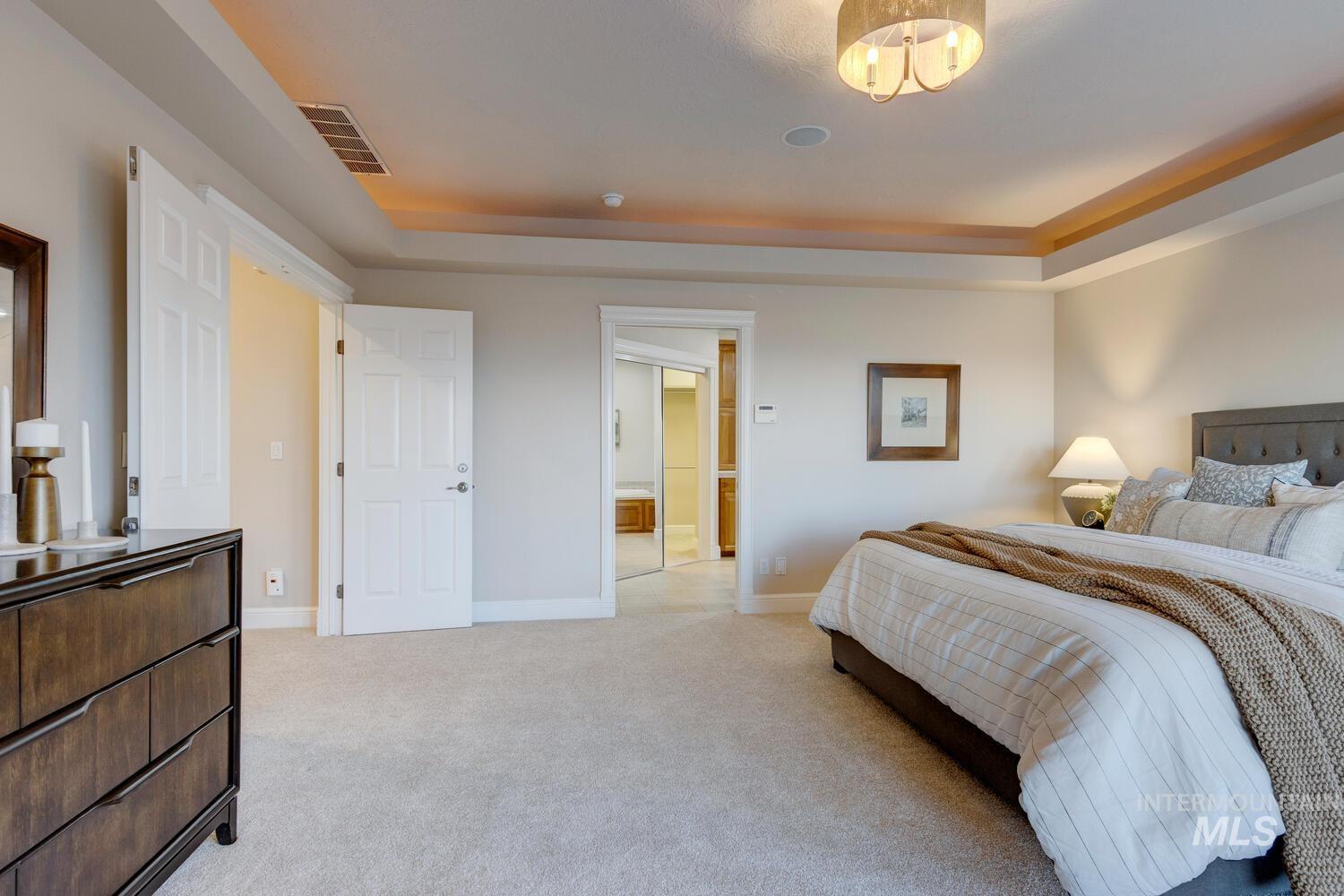 5560 N Quail Summit Place, Boise, Idaho 83703, 4 Bedrooms, 3.5 Bathrooms, Residential For Sale, Price $1,550,000, 98925217
