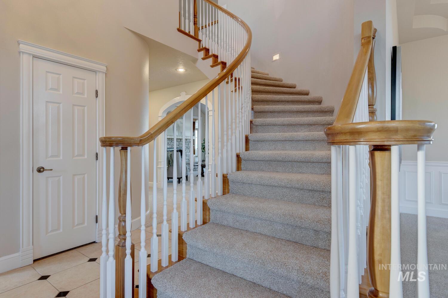 5560 N Quail Summit Place, Boise, Idaho 83703, 4 Bedrooms, 3.5 Bathrooms, Residential For Sale, Price $1,550,000, 98925217