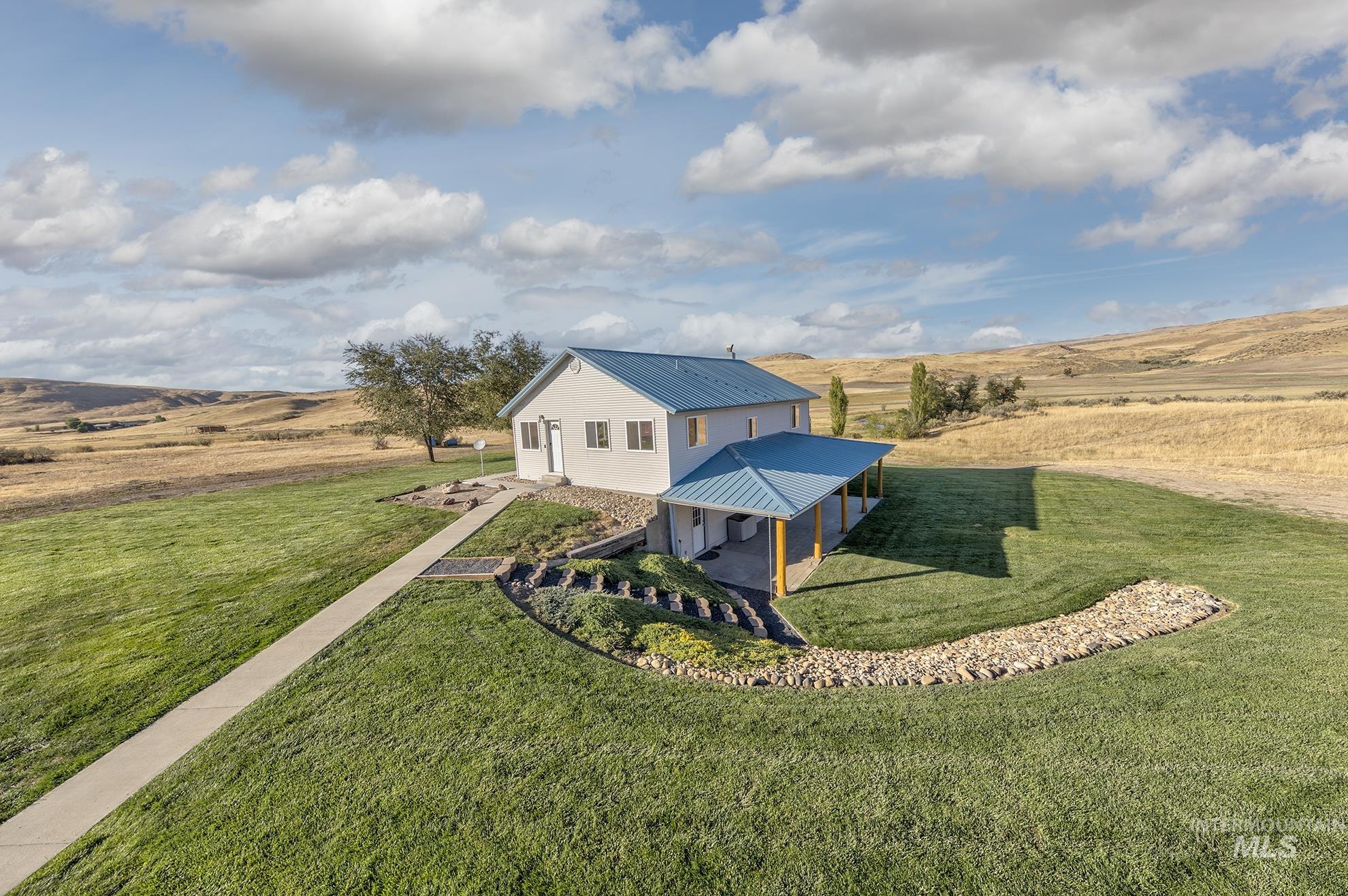 2387 Cove Road, Weiser, Idaho 83672, 4 Bedrooms, 2 Bathrooms, Residential For Sale, Price $620,000,MLS 98925218