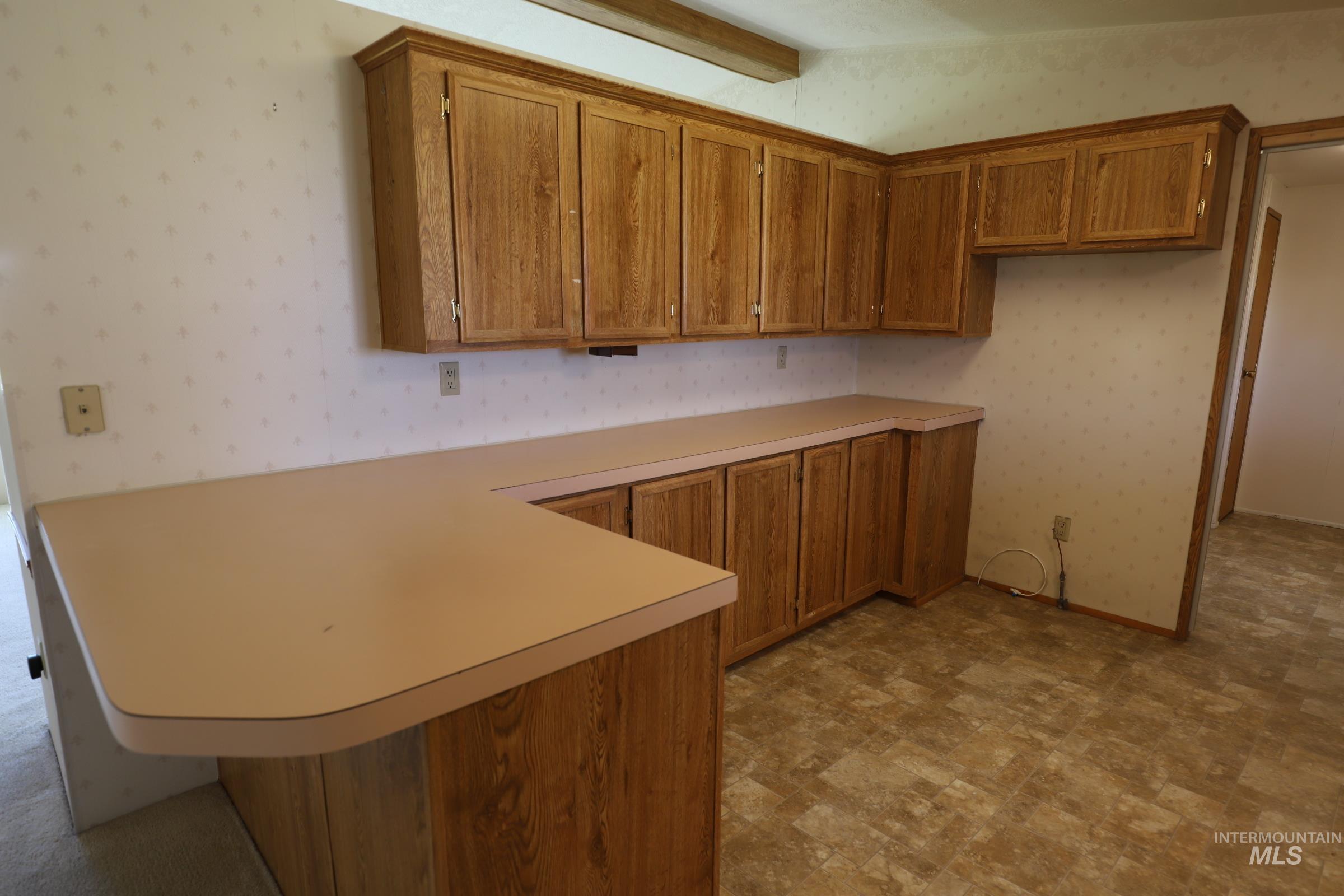 450 Pole Line Road, Twin Falls, Idaho 83301-3050, 3 Bedrooms, 2 Bathrooms, Residential For Sale, Price $119,900, 98925229