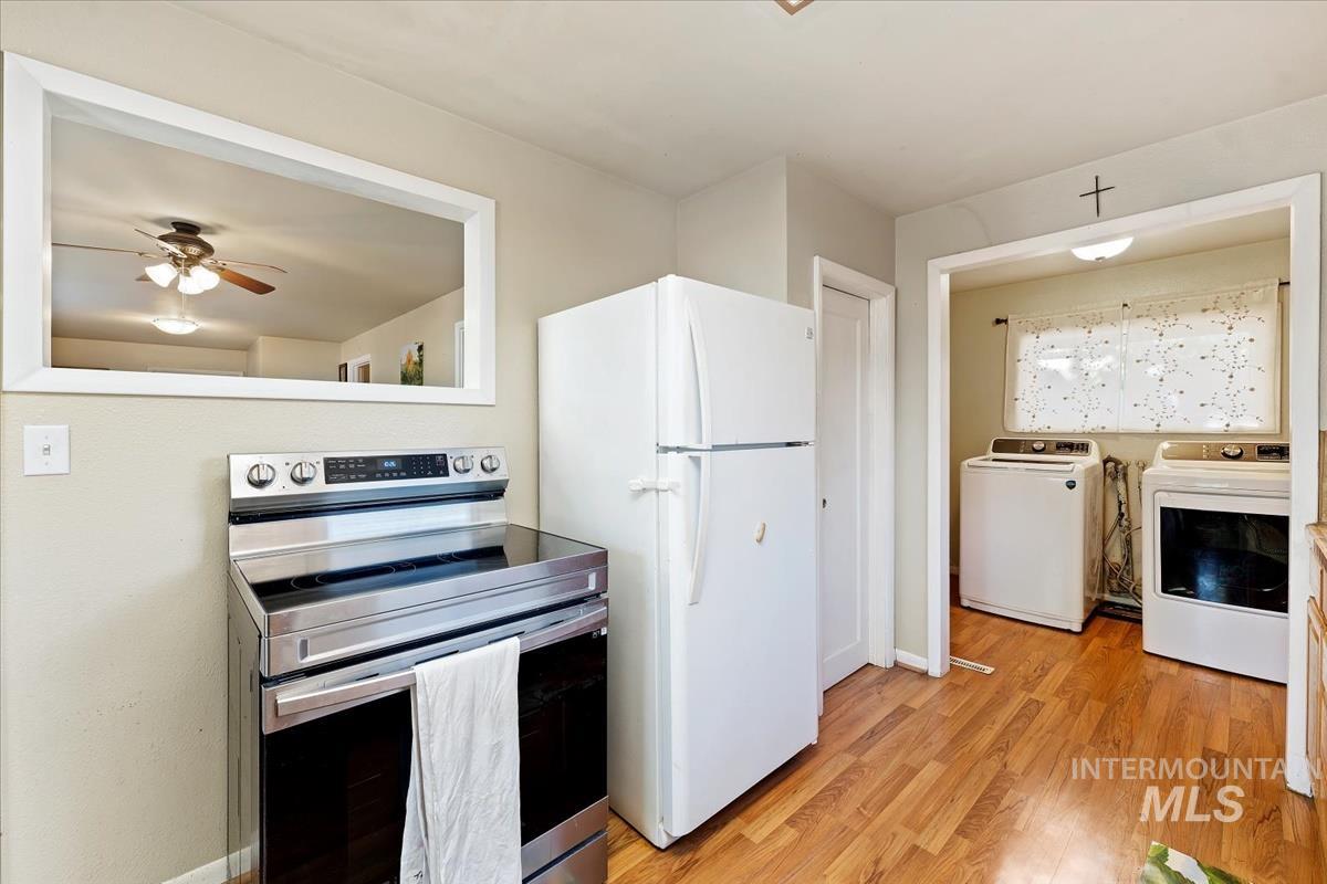 302 E Elgin St., Caldwell, Idaho 83605, 2 Bedrooms, 1 Bathroom, Residential For Sale, Price $230,000, 98925232