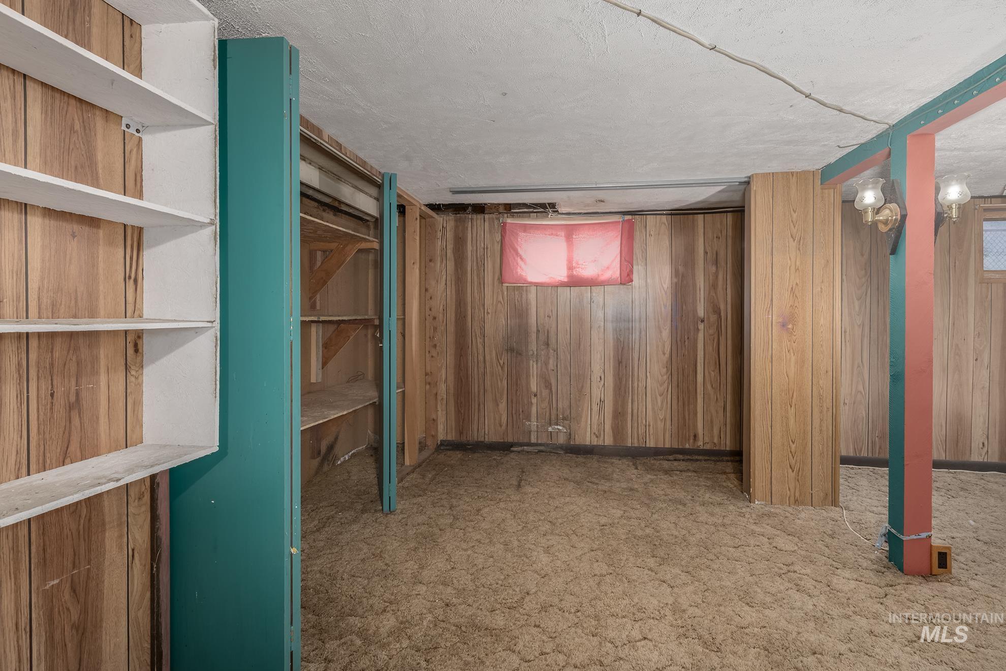 210 Adams Street E, Huntington, Oregon 97907, 3 Bedrooms, 3 Bathrooms, Residential For Sale, Price $199,000, 98925243