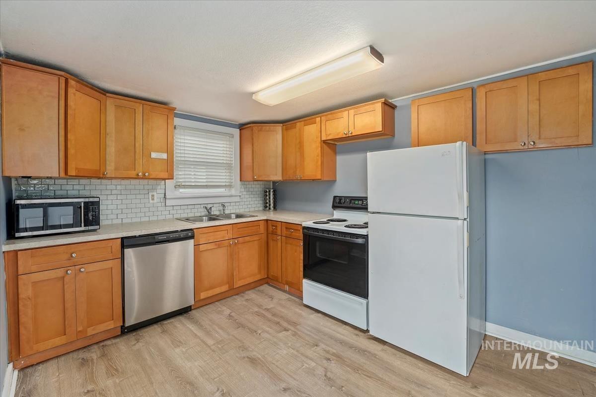 720 E 5th Street, Meridian, Idaho 83642, 1 Bedroom, 1 Bathroom, Residential Income For Sale, Price $289,500, 98925254