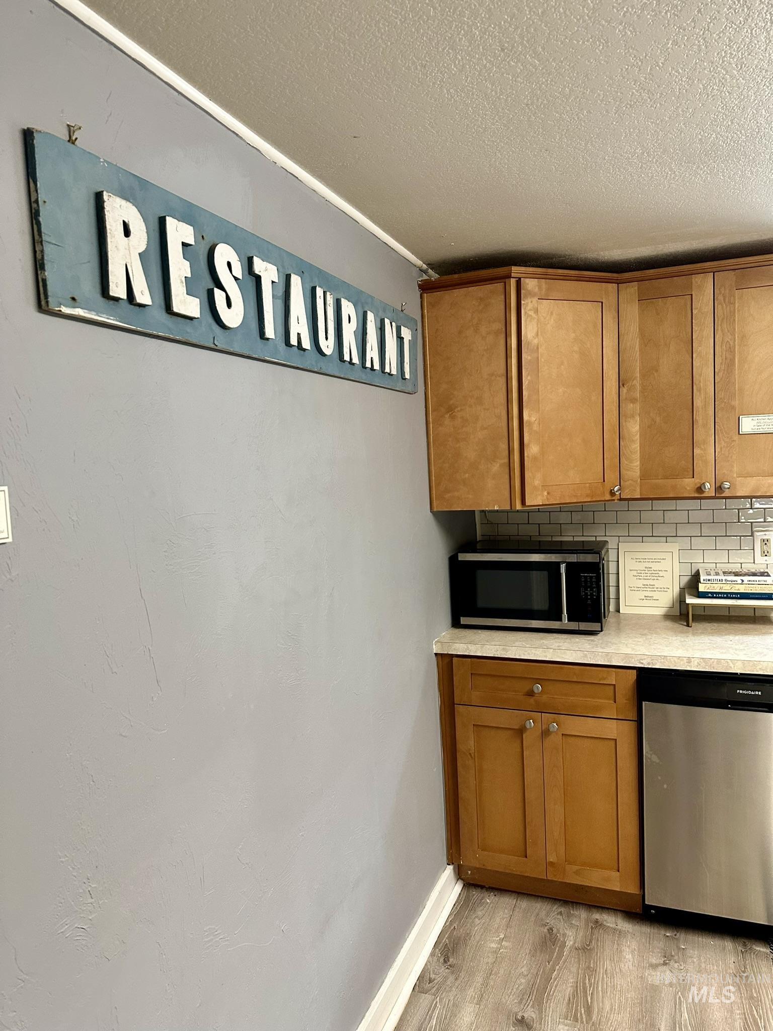 720 E 5th Street, Meridian, Idaho 83642, 1 Bedroom, 1 Bathroom, Residential Income For Sale, Price $289,500, 98925254