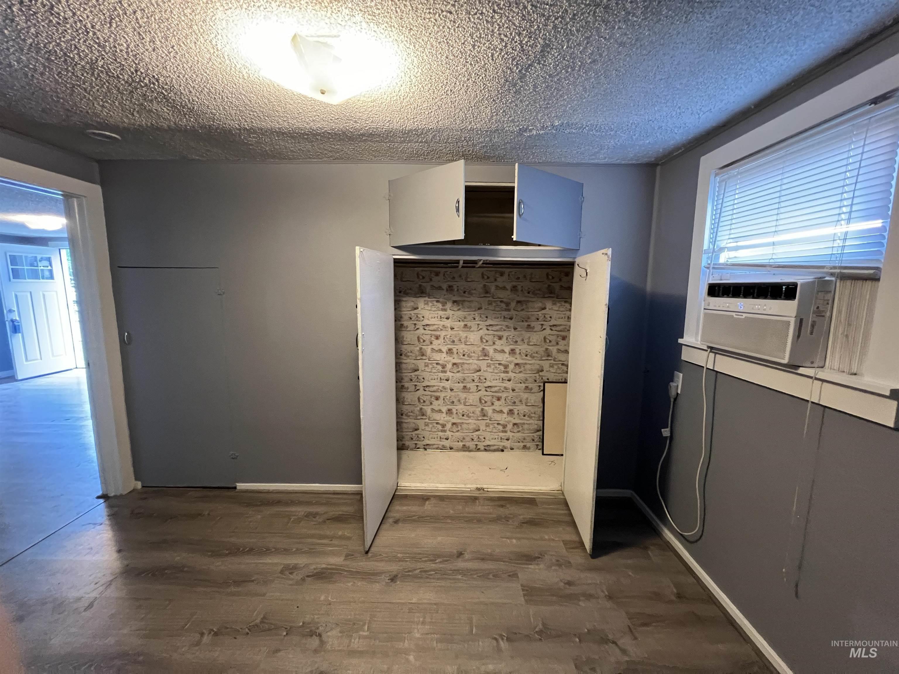 720 E 5th Street, Meridian, Idaho 83642, 1 Bedroom, 1 Bathroom, Residential Income For Sale, Price $289,500, 98925254