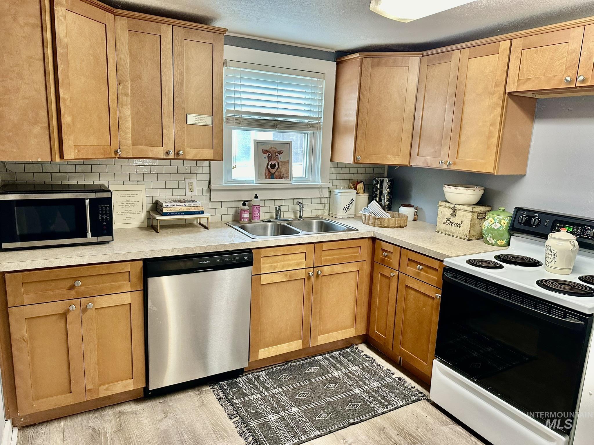 720 E 5th Street, Meridian, Idaho 83642, 1 Bedroom, 1 Bathroom, Residential Income For Sale, Price $289,500, 98925254