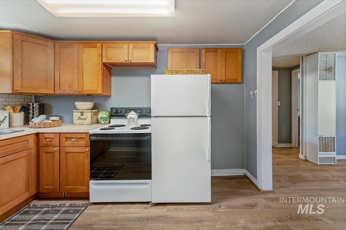 720 E 5th Street, Meridian, Idaho 83642, 1 Bedroom, 1 Bathroom, Residential Income For Sale, Price $289,500, 98925254