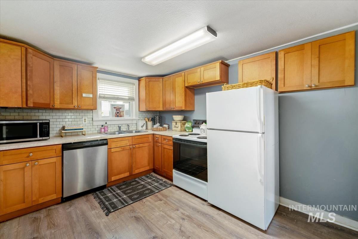 720 E 5th Street, Meridian, Idaho 83642, 1 Bedroom, 1 Bathroom, Residential Income For Sale, Price $289,500, 98925254