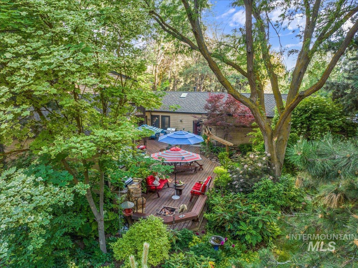 624 E Los Luceros Dr, Eagle, Idaho 83616, 3 Bedrooms, 3 Bathrooms, Residential For Sale, Price $1,350,000, 98925269