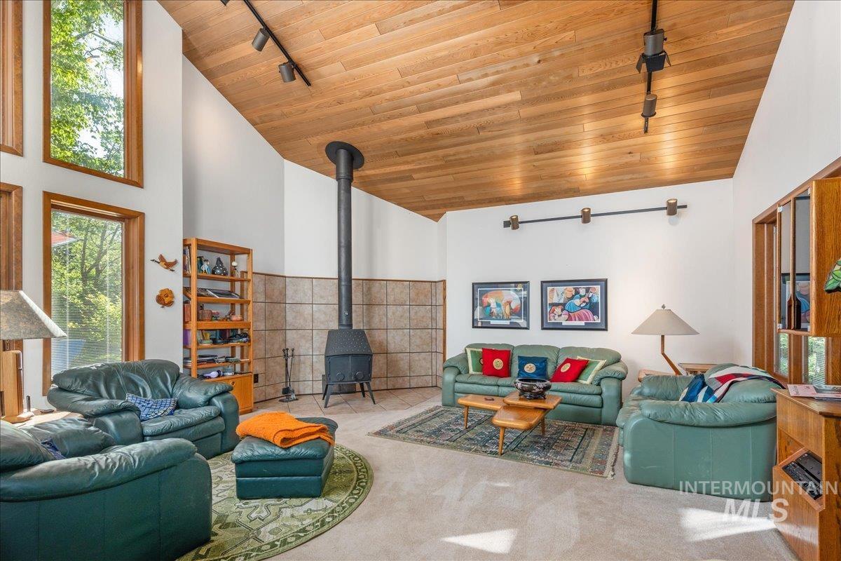 624 E Los Luceros Dr, Eagle, Idaho 83616, 3 Bedrooms, 3 Bathrooms, Residential For Sale, Price $1,350,000, 98925269