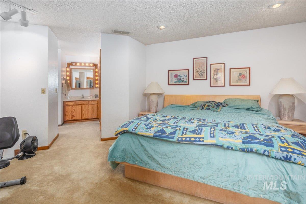 624 E Los Luceros Dr, Eagle, Idaho 83616, 3 Bedrooms, 3 Bathrooms, Residential For Sale, Price $1,350,000, 98925269