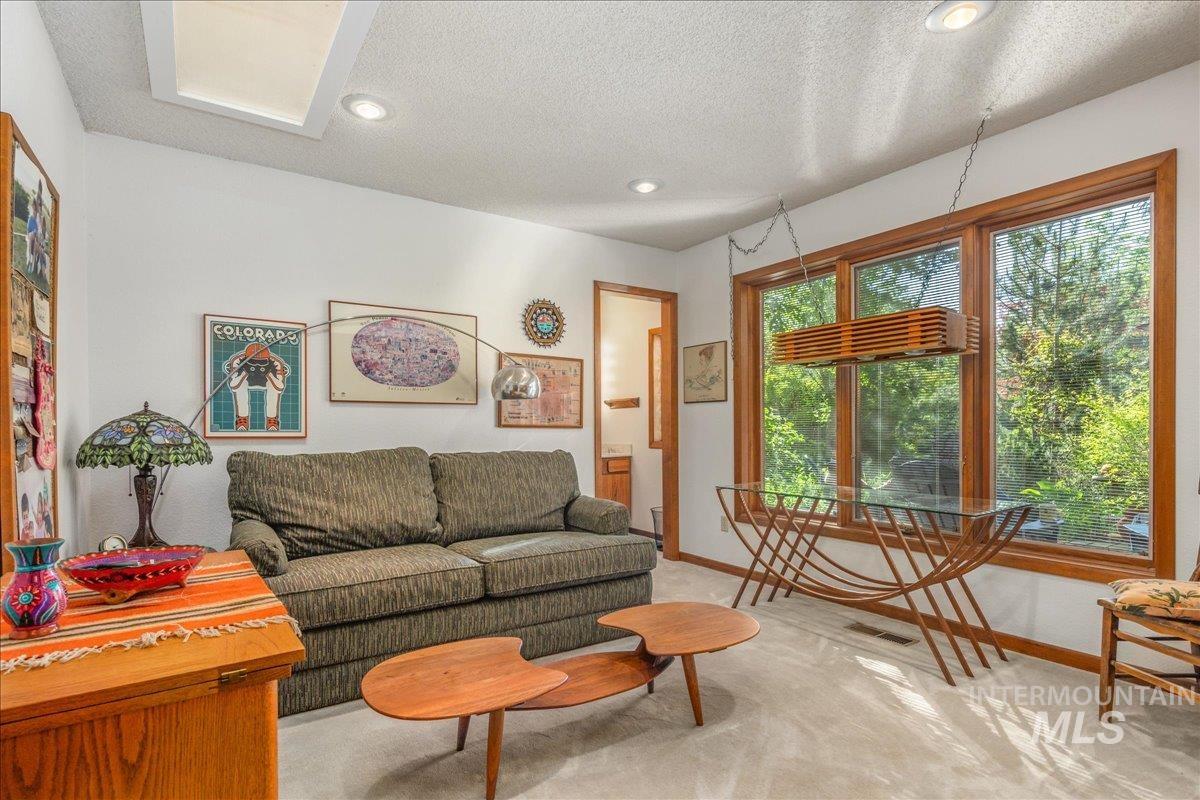 624 E Los Luceros Dr, Eagle, Idaho 83616, 3 Bedrooms, 3 Bathrooms, Residential For Sale, Price $1,350,000, 98925269
