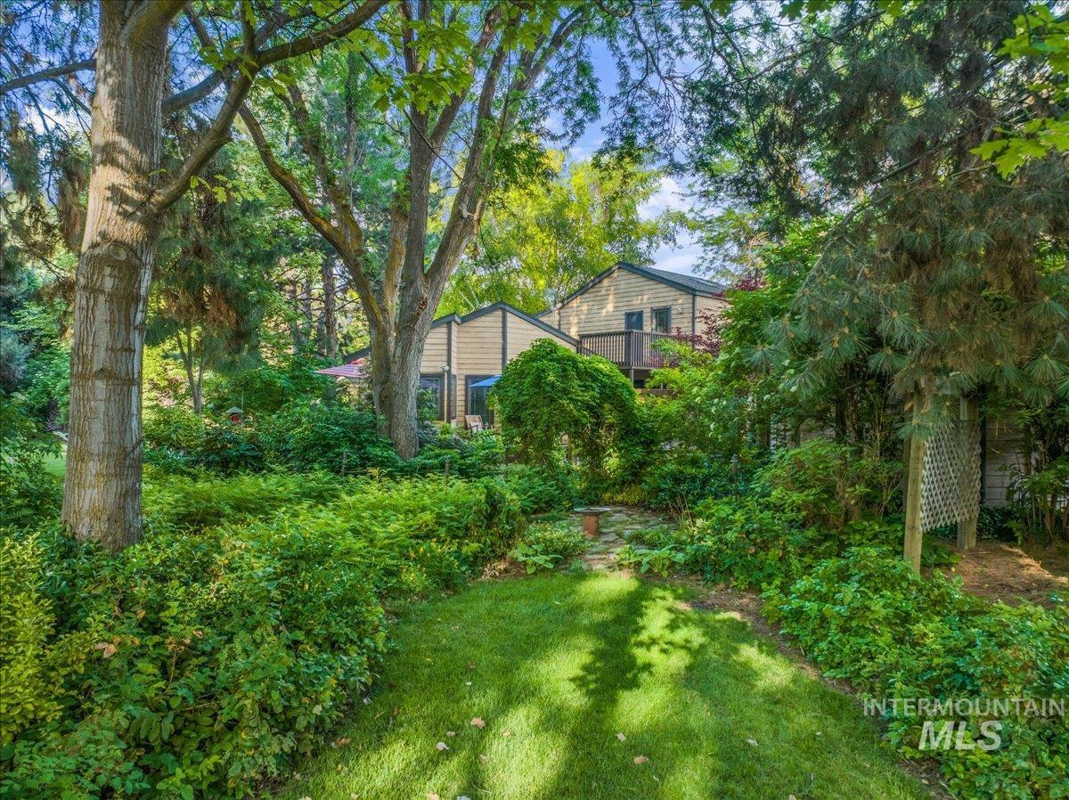 624 E Los Luceros Dr, Eagle, Idaho 83616, 3 Bedrooms, 3 Bathrooms, Residential For Sale, Price $1,350,000, 98925269