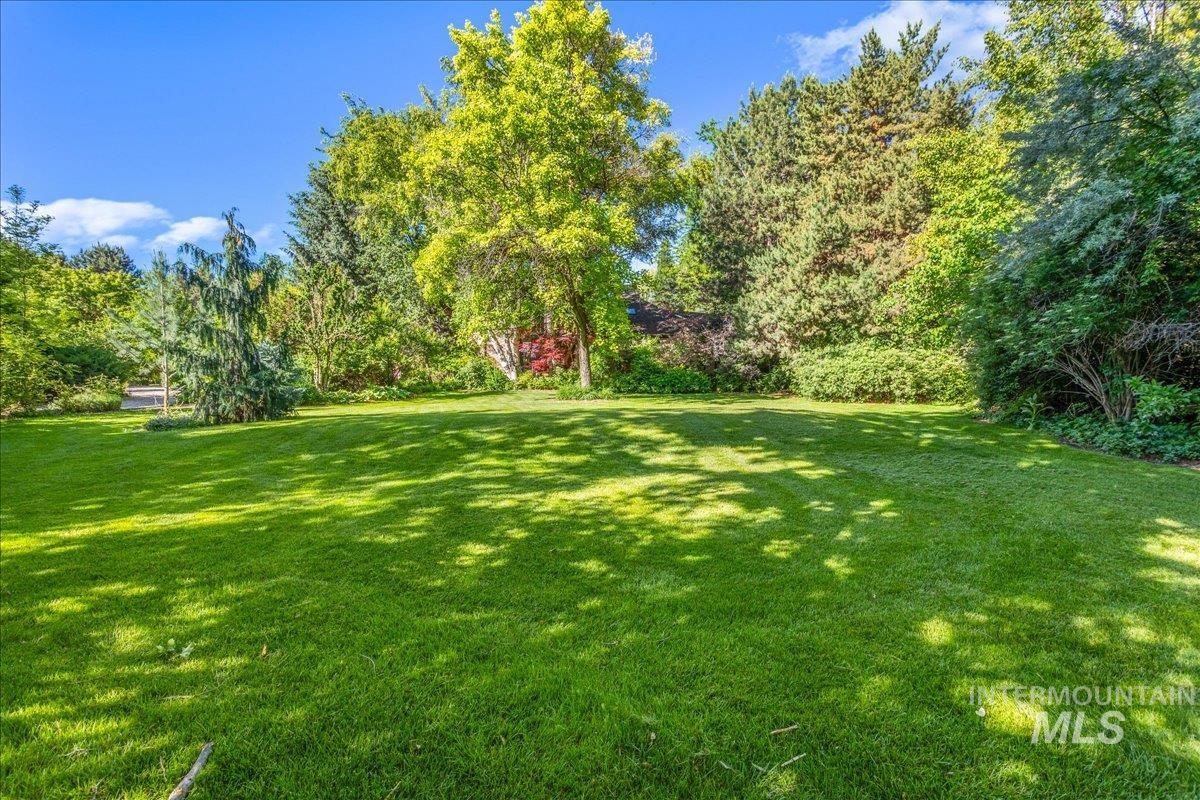 624 E Los Luceros Dr, Eagle, Idaho 83616, 3 Bedrooms, 3 Bathrooms, Residential For Sale, Price $1,350,000, 98925269