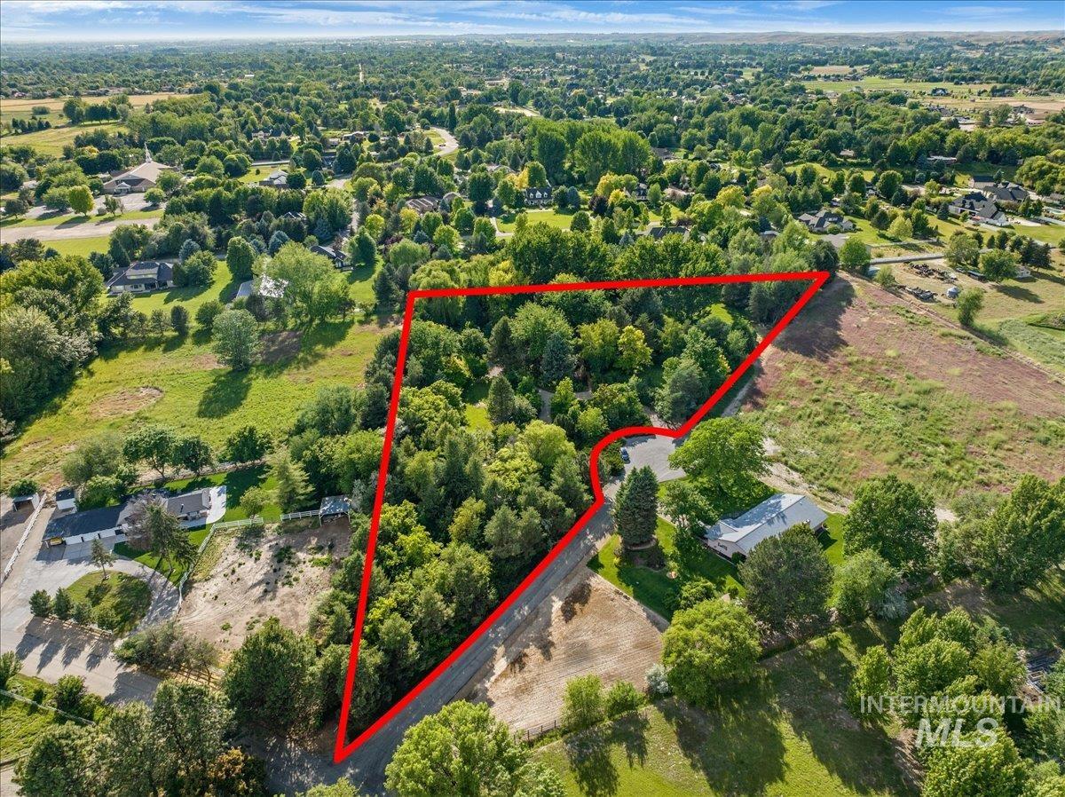 624 E Los Luceros Dr, Eagle, Idaho 83616, 3 Bedrooms, 3 Bathrooms, Residential For Sale, Price $1,350,000, 98925269