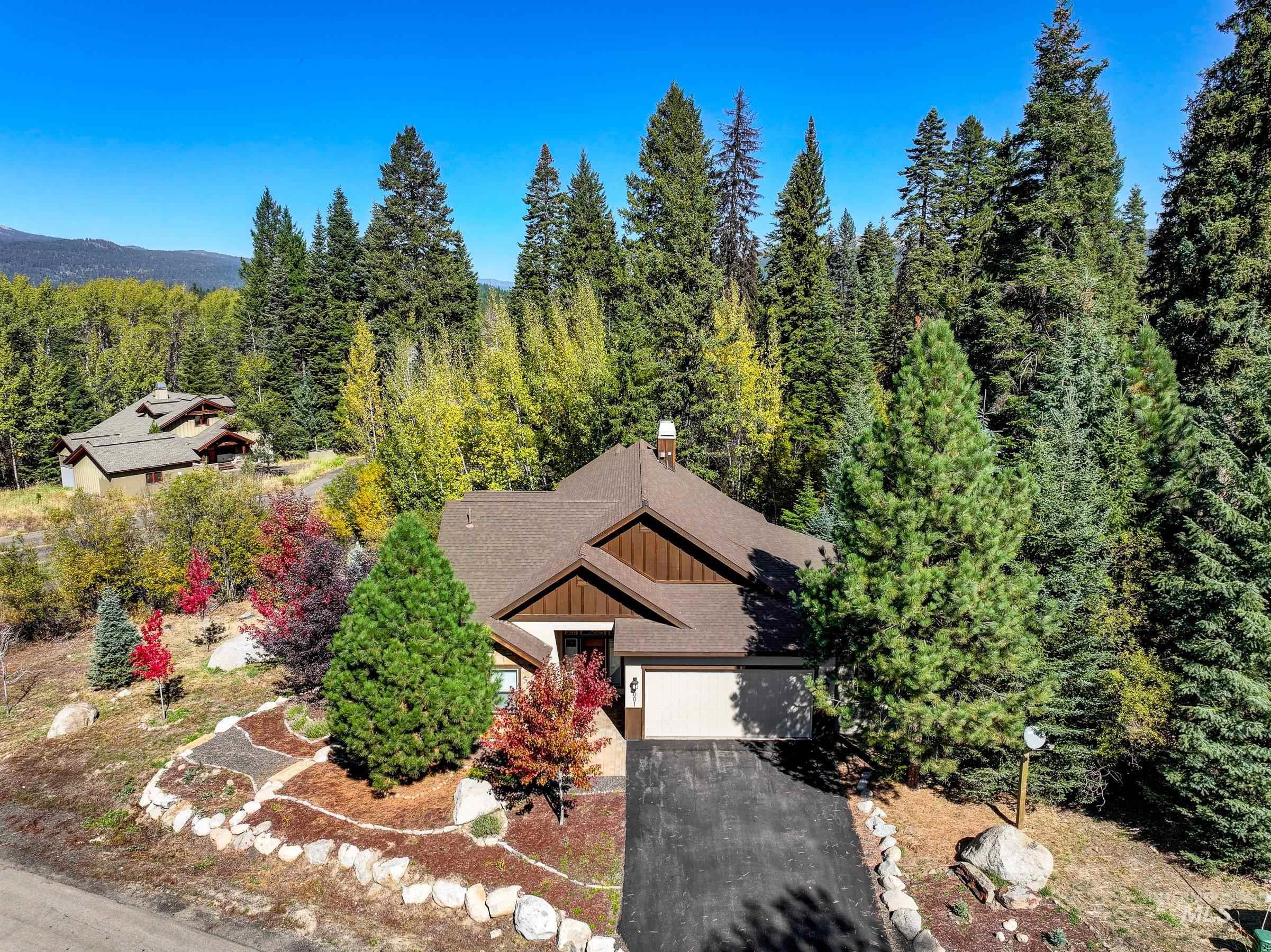 1001 Violet Way, McCall, Idaho 83638, 3 Bedrooms, 2 Bathrooms, Residential For Sale, Price $1,150,000, 98925280