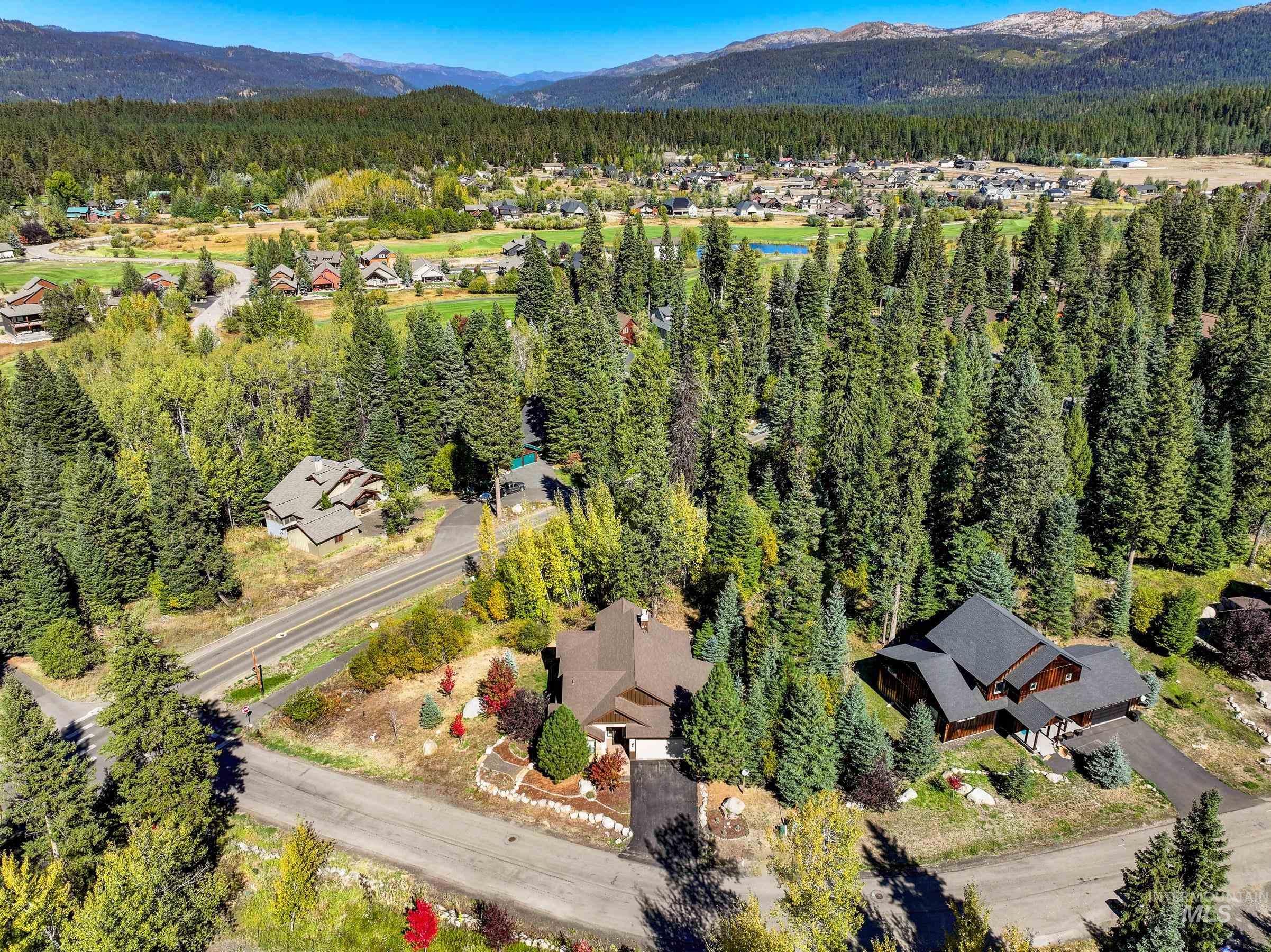 1001 Violet Way, McCall, Idaho 83638, 3 Bedrooms, 2 Bathrooms, Residential For Sale, Price $1,150,000, 98925280
