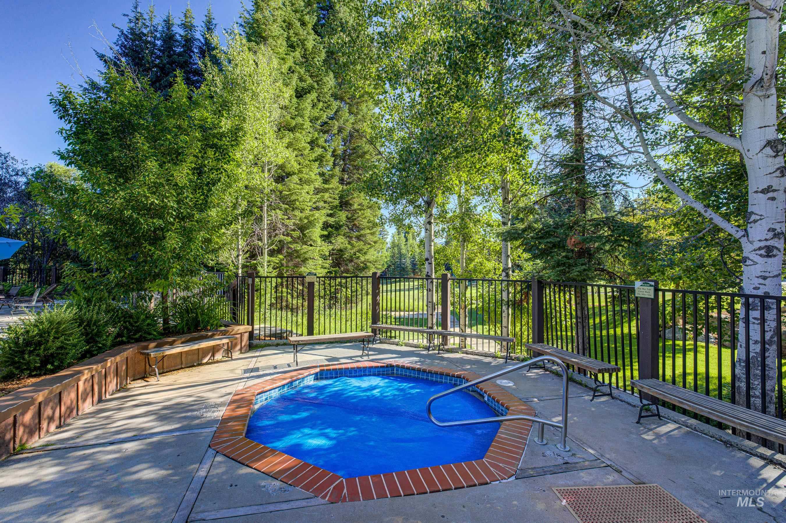 1001 Violet Way, McCall, Idaho 83638, 3 Bedrooms, 2 Bathrooms, Residential For Sale, Price $1,150,000, 98925280
