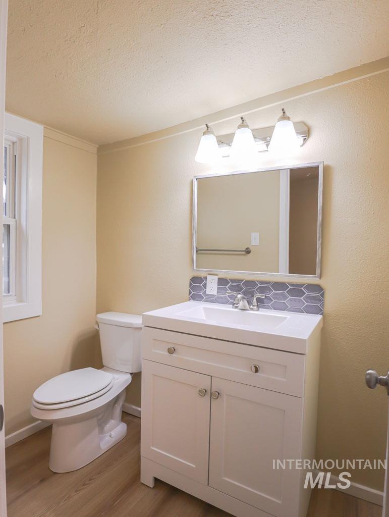 725 15th St. N., Vale, Oregon 97918-0000, 3 Bedrooms, 1.5 Bathrooms, Residential For Sale, Price $229,000, 98925286