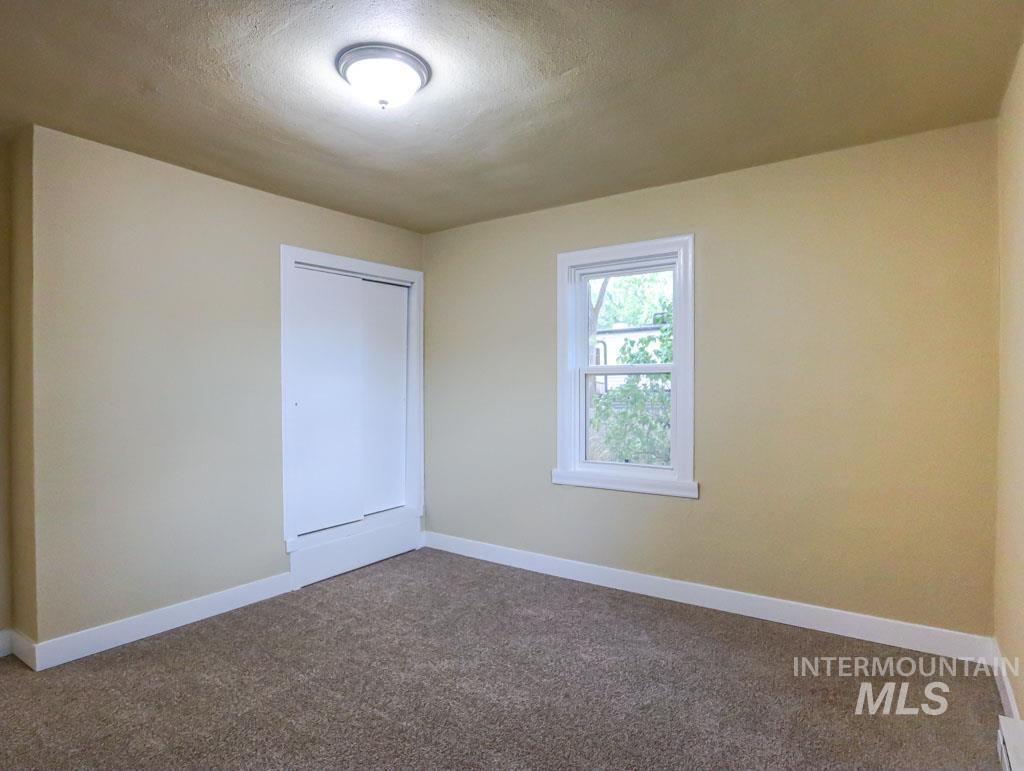 725 15th St. N., Vale, Oregon 97918-0000, 3 Bedrooms, 1.5 Bathrooms, Residential For Sale, Price $229,000, 98925286