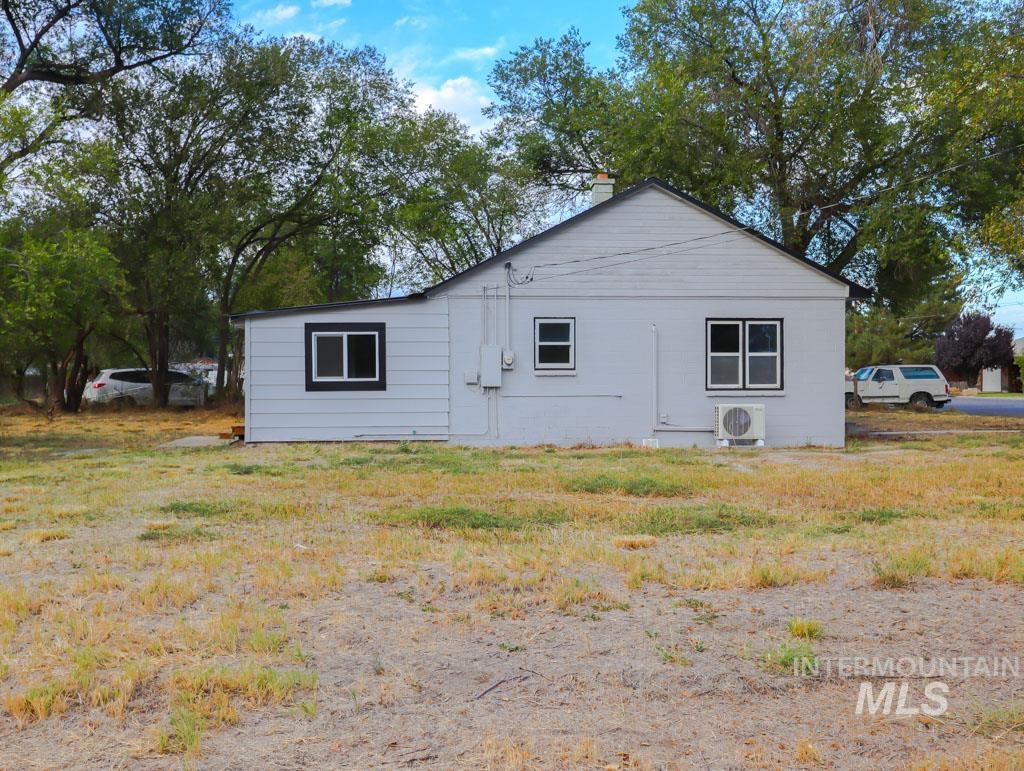 725 15th St. N., Vale, Oregon 97918-0000, 3 Bedrooms, 1.5 Bathrooms, Residential For Sale, Price $229,000, 98925286