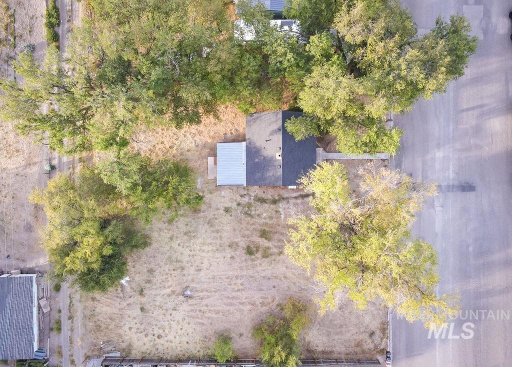 725 15th St. N., Vale, Oregon 97918-0000, 3 Bedrooms, 1.5 Bathrooms, Residential For Sale, Price $229,000, 98925286