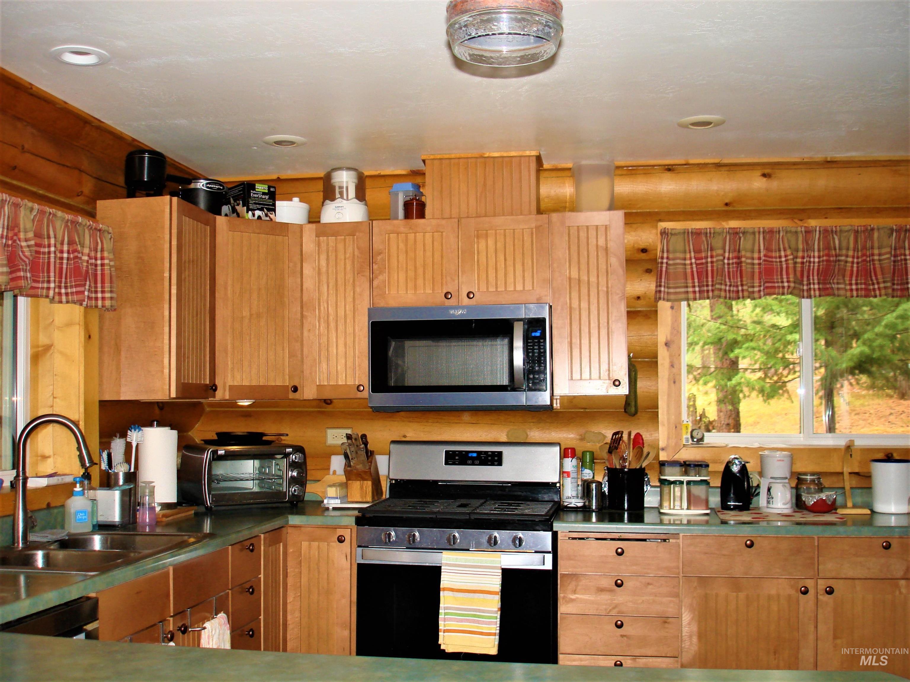 3879 Hagen Court, New Meadows, Idaho 83654, 3 Bedrooms, 3.5 Bathrooms, Residential For Sale, Price $1,299,999, 98925293