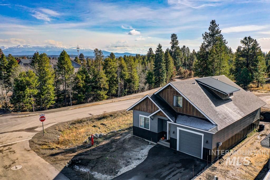 102 Big Horn Court, McCall, Idaho 83638, 4 Bedrooms, 3 Bathrooms, Residential For Sale, Price $755,000,MLS 98925309