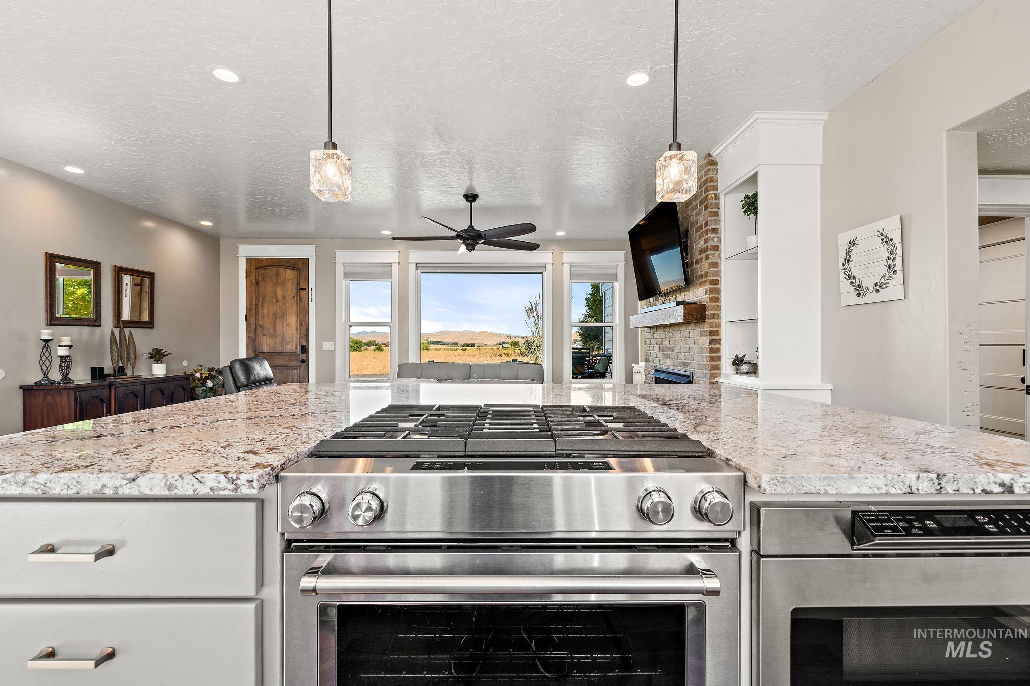 1741 Cox Rd, Weiser, Idaho 83672-5811, 3 Bedrooms, 3 Bathrooms, Residential For Sale, Price $575,000, 98925333