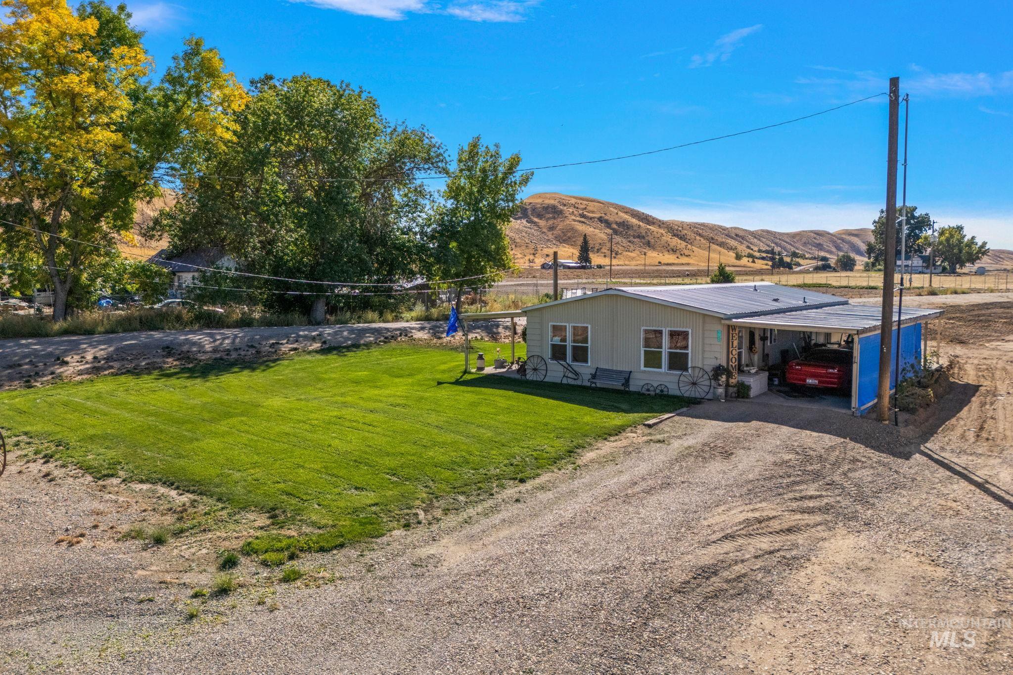 1741 Cox Rd, Weiser, Idaho 83672-5811, 3 Bedrooms, 3 Bathrooms, Residential For Sale, Price $575,000, 98925333