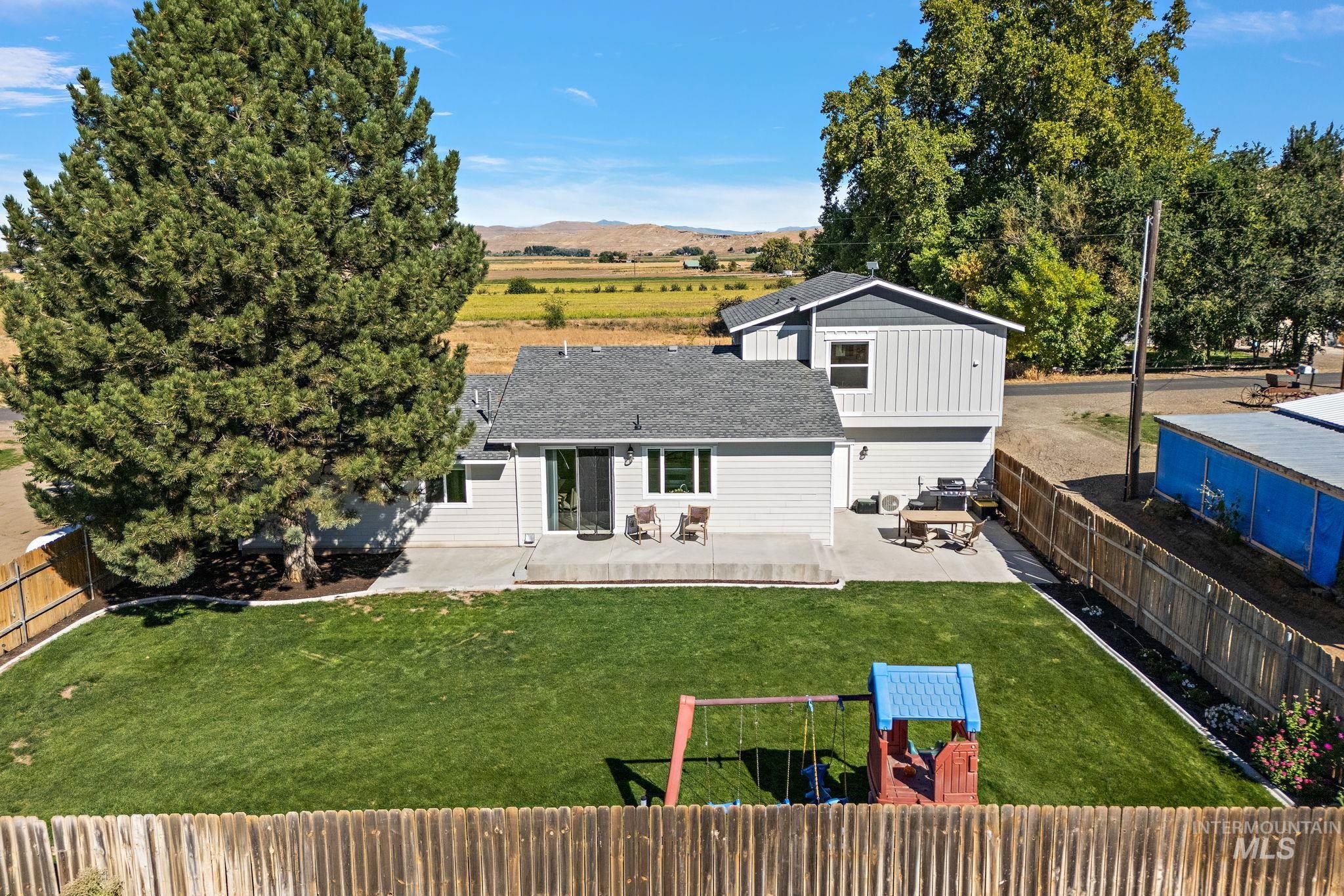 1741 Cox Rd, Weiser, Idaho 83672-5811, 3 Bedrooms, 3 Bathrooms, Residential For Sale, Price $575,000, 98925333