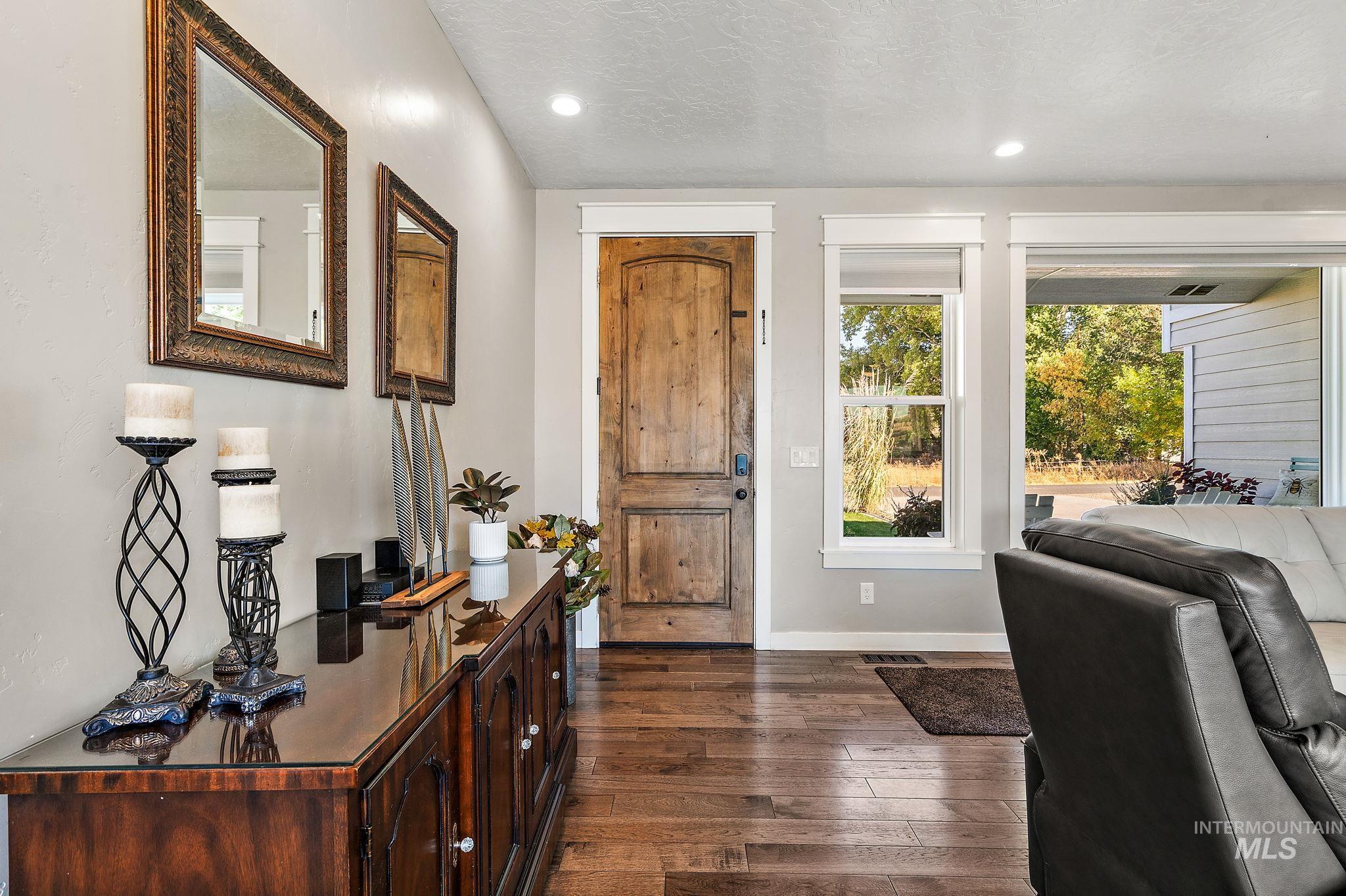 1741 Cox Rd, Weiser, Idaho 83672-5811, 3 Bedrooms, 3 Bathrooms, Residential For Sale, Price $575,000, 98925333