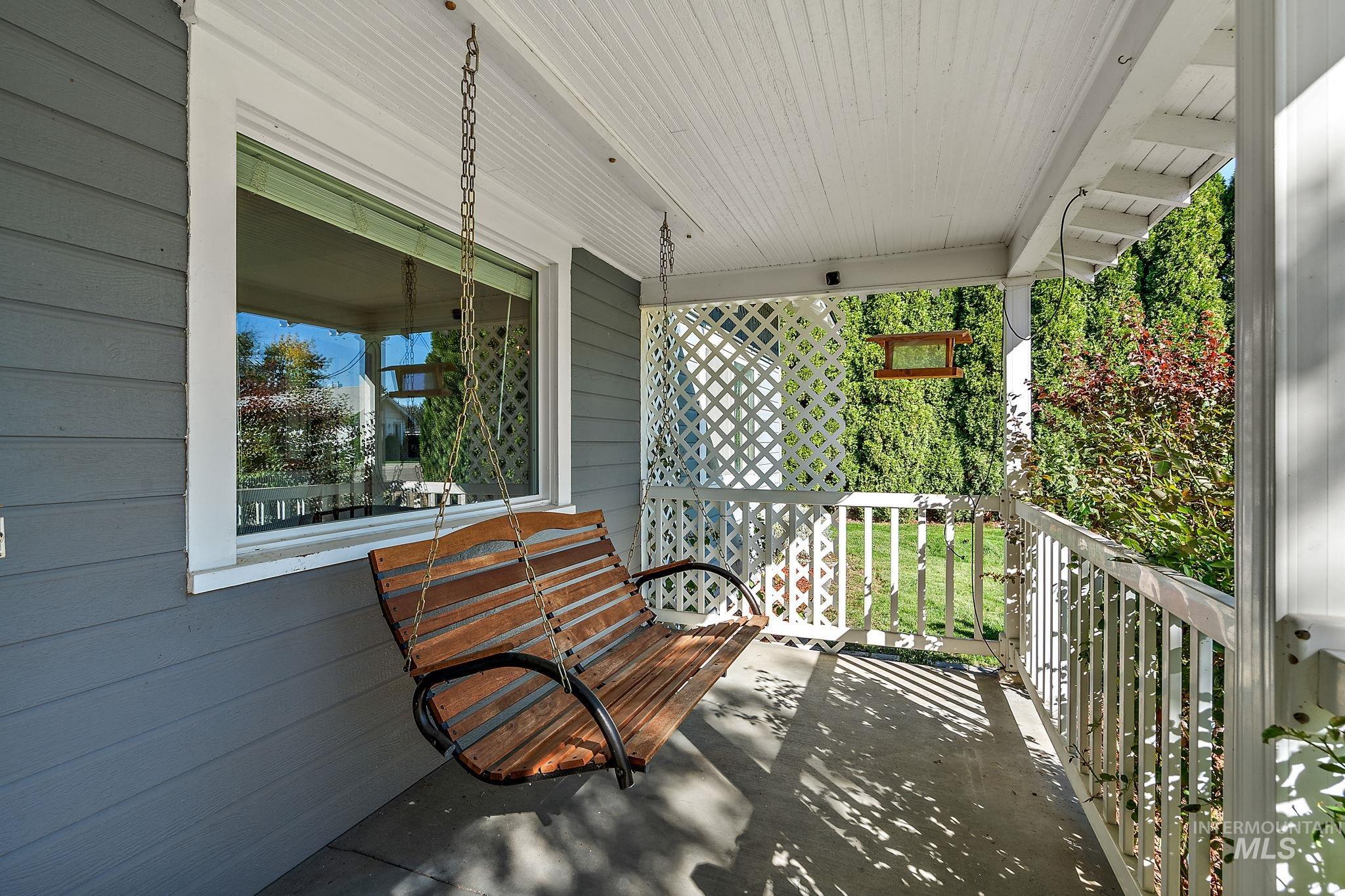 218 W Elm, New Plymouth, Idaho 83655, 3 Bedrooms, 2 Bathrooms, Residential For Sale, Price $389,000, 98925341