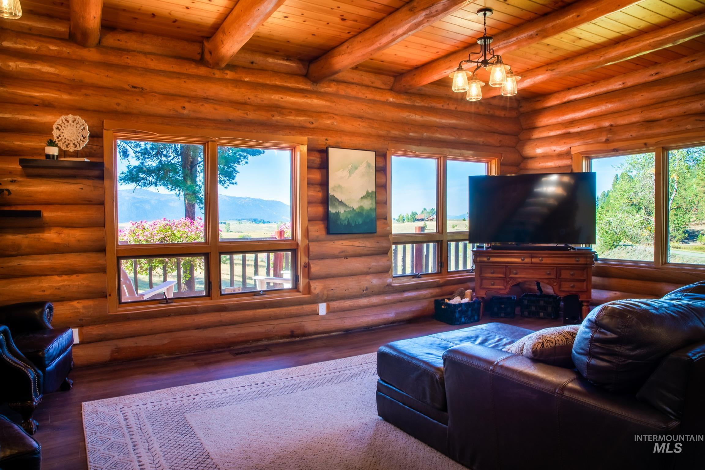 1654 Pine Lakes Ranch Dr., Cascade, Idaho 83611, 4 Bedrooms, 3 Bathrooms, Residential For Sale, Price $1,400,000, 98925344