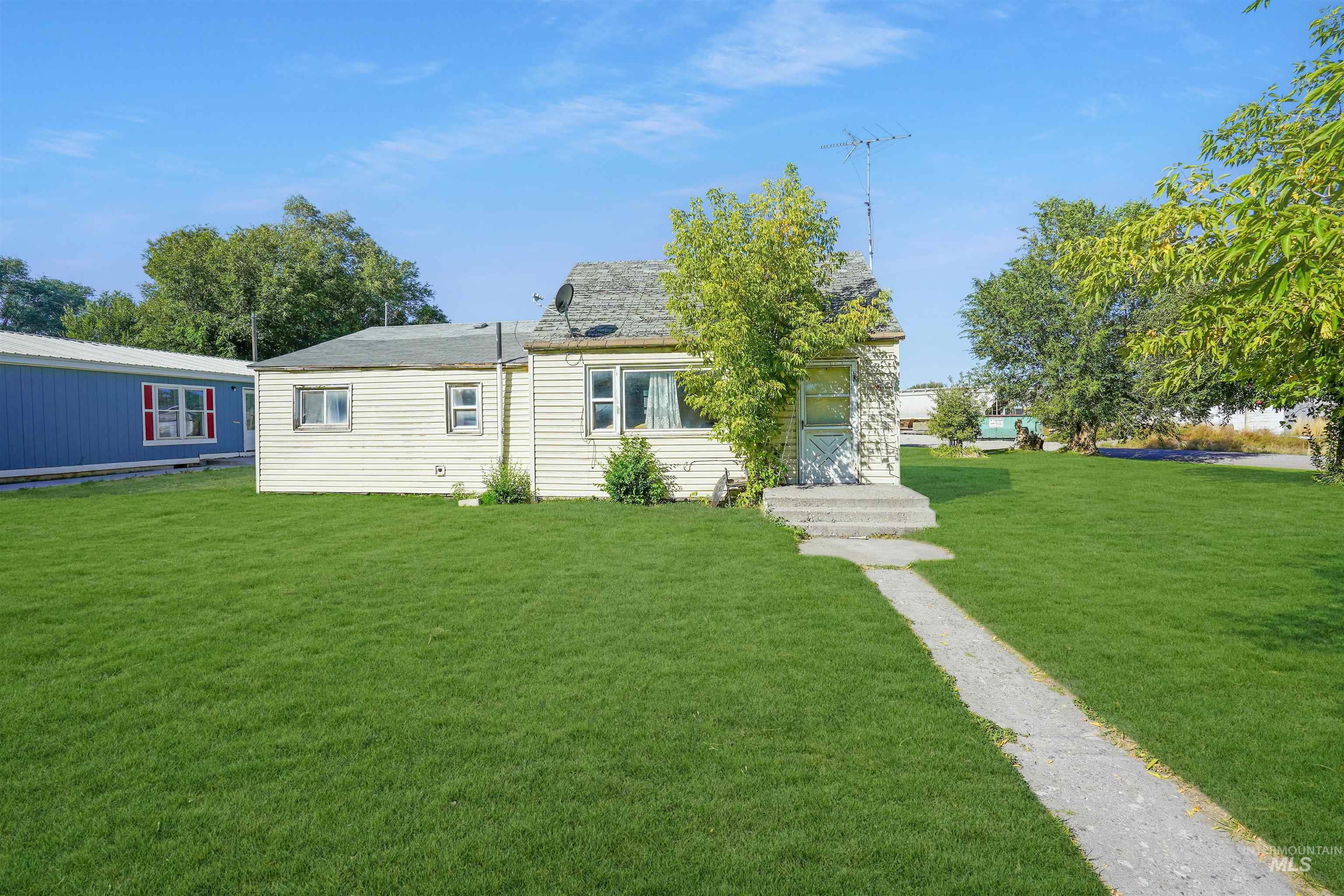 20507 G Street, Rupert, Idaho 83350, 2 Bedrooms, 1 Bathroom, Residential Income For Sale, Price $375,000, 98925352
