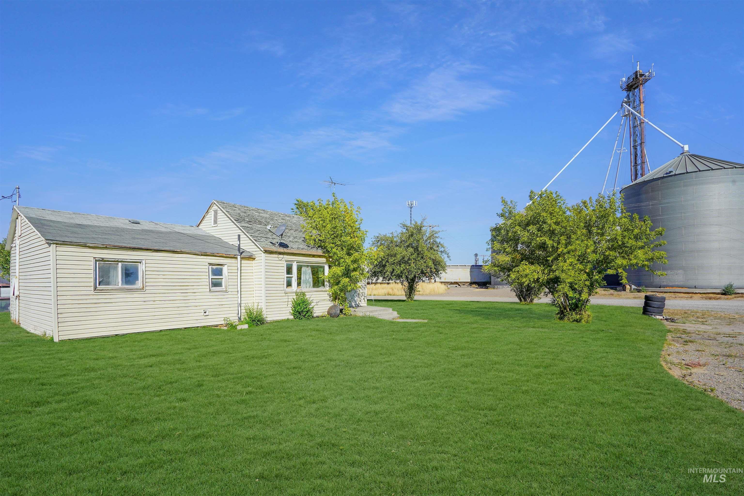 20507 G Street, Rupert, Idaho 83350, 2 Bedrooms, 1 Bathroom, Residential Income For Sale, Price $375,000, 98925352