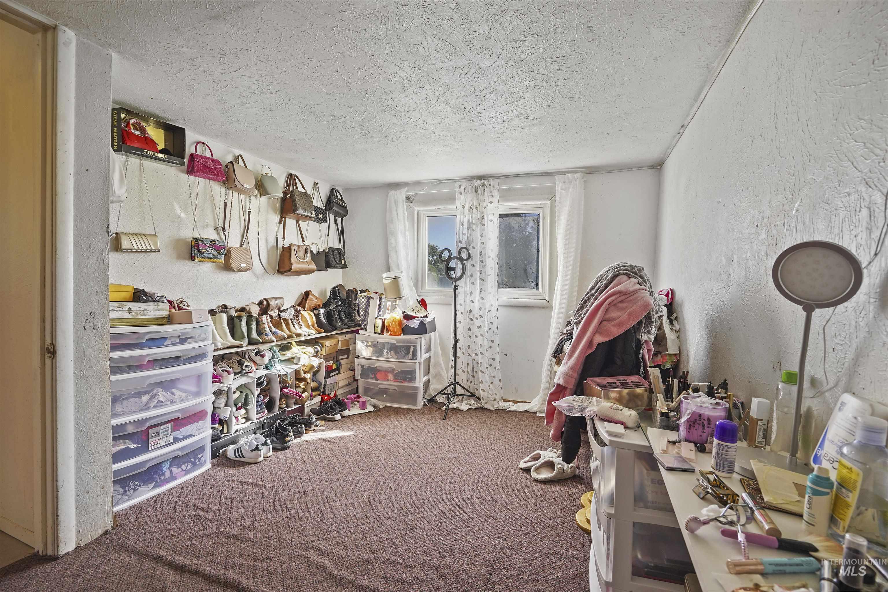 20507 G Street, Rupert, Idaho 83350, 2 Bedrooms, 1 Bathroom, Residential Income For Sale, Price $375,000, 98925352