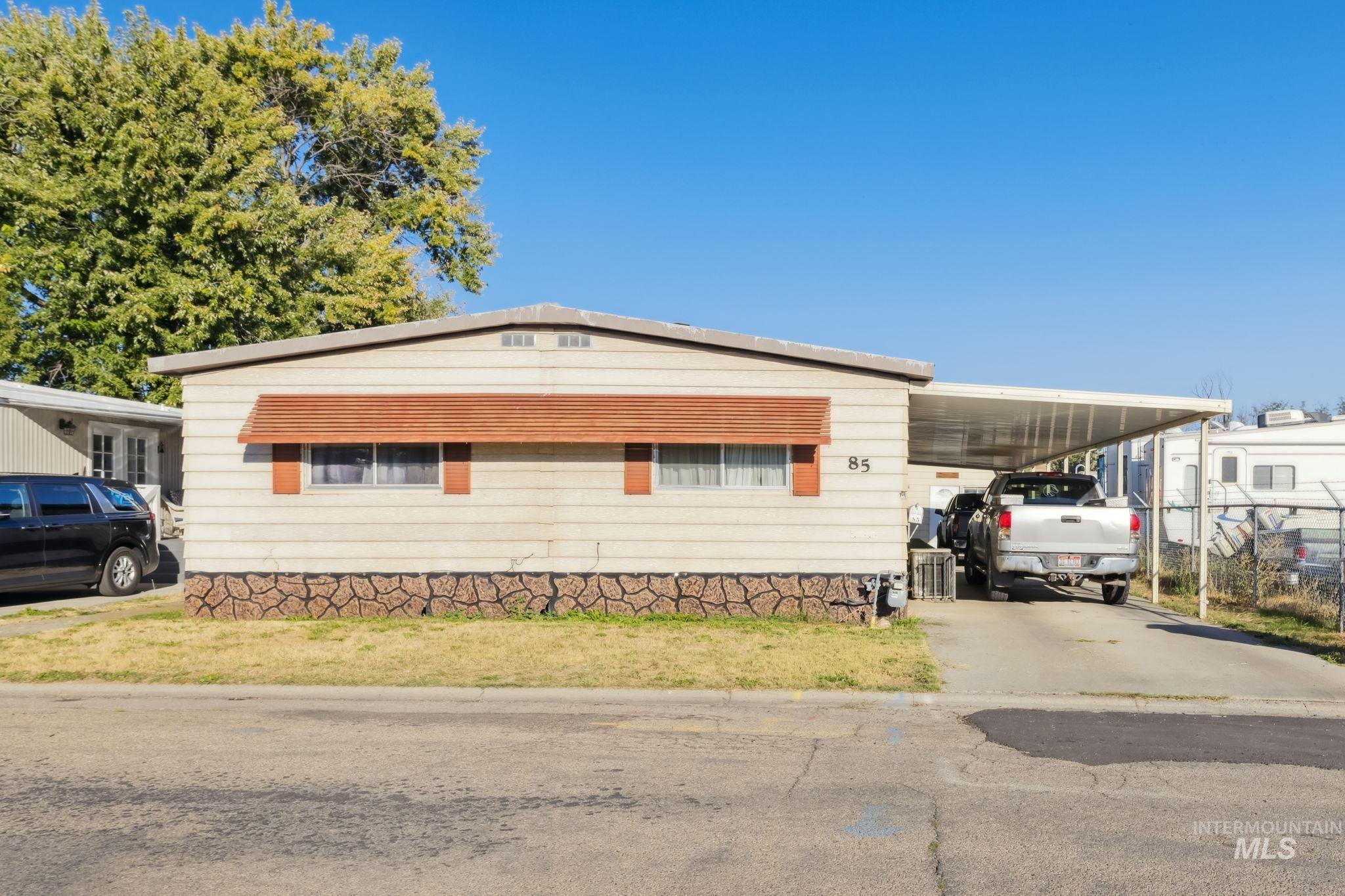 701 Monte Vista Drive, Emmett, Idaho 83617, 3 Bedrooms, 2 Bathrooms, Residential For Sale, Price $100,000, 98925357