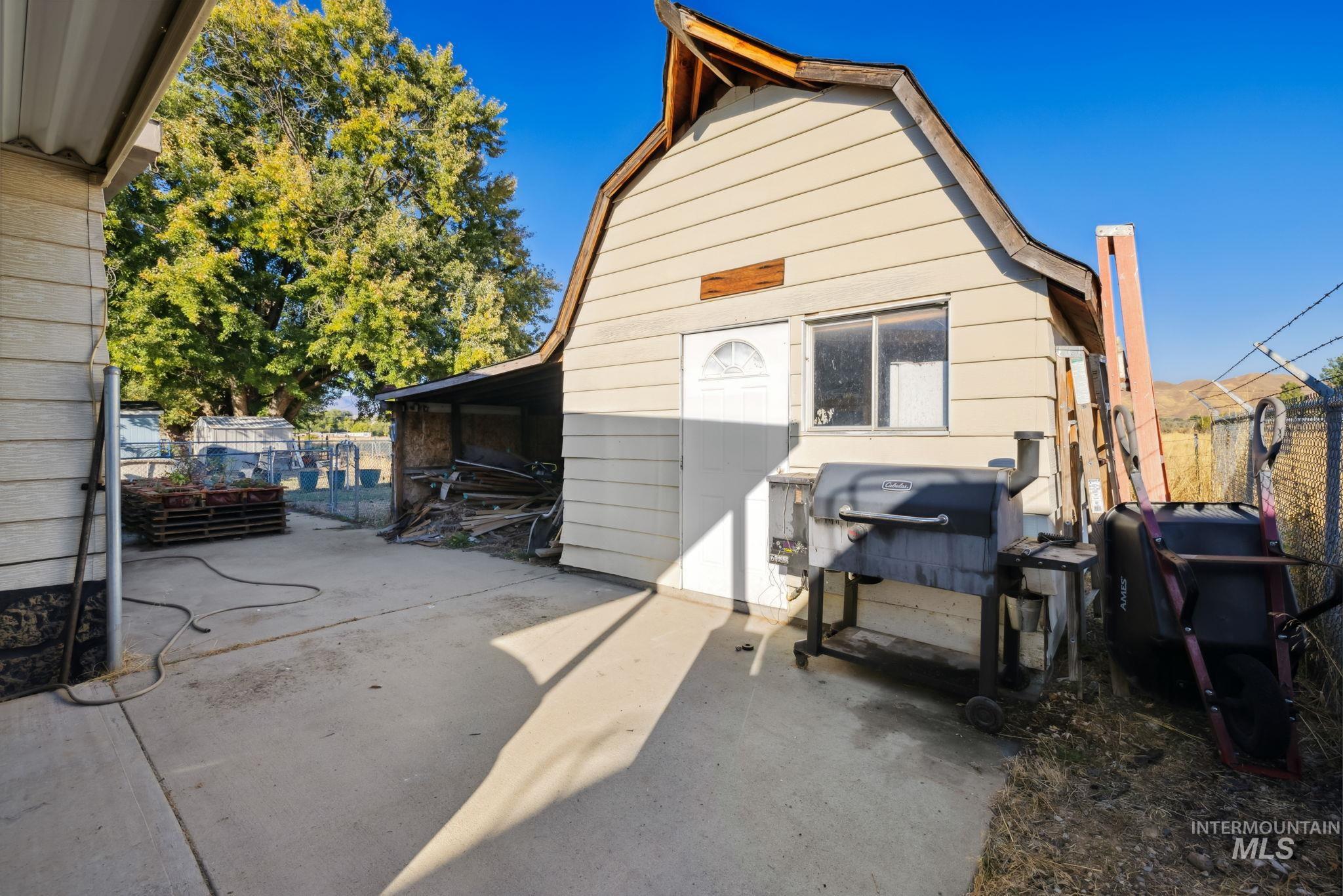 701 Monte Vista Drive, Emmett, Idaho 83617, 3 Bedrooms, 2 Bathrooms, Residential For Sale, Price $100,000, 98925357